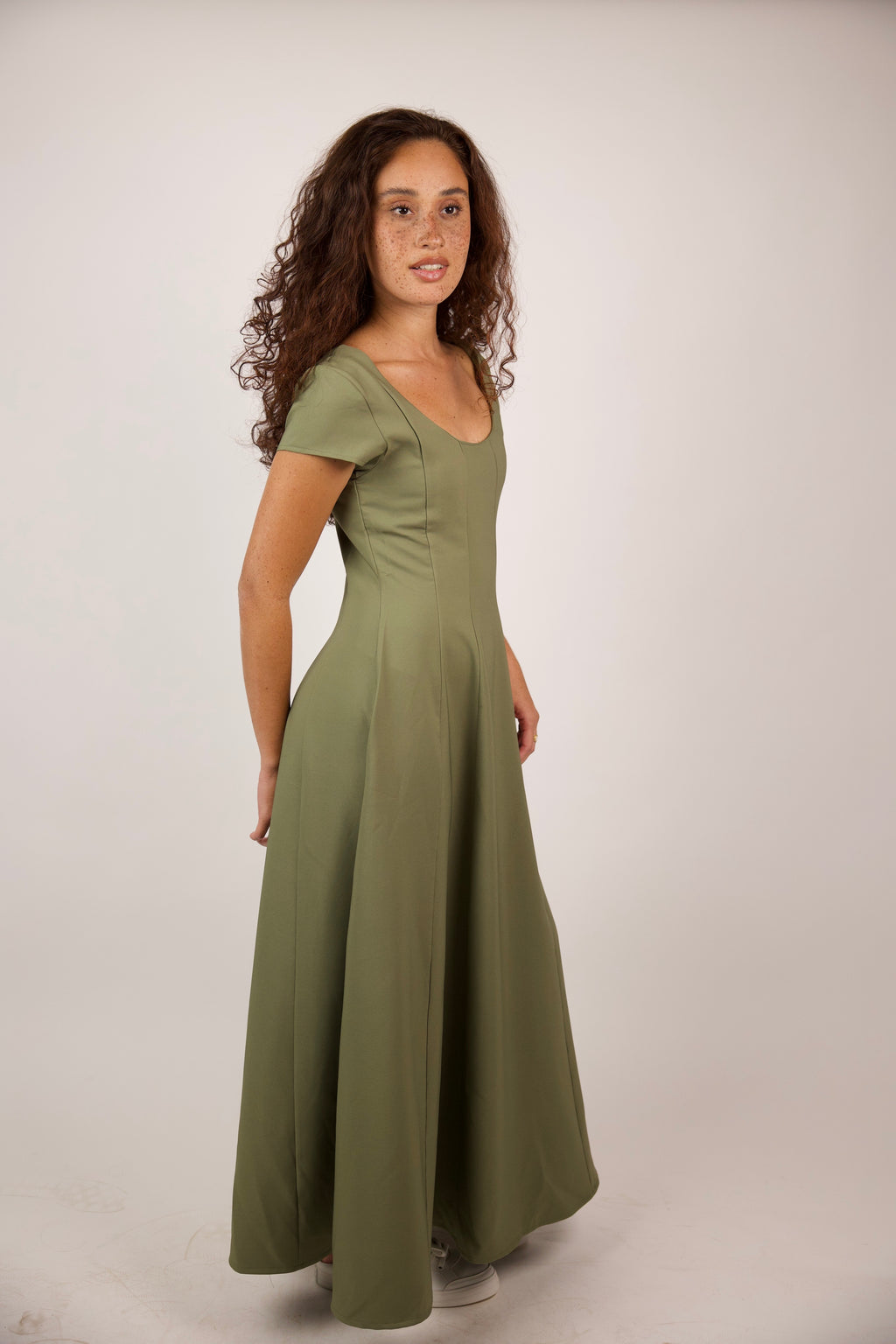 SOFT FLOW MAXI DRESS