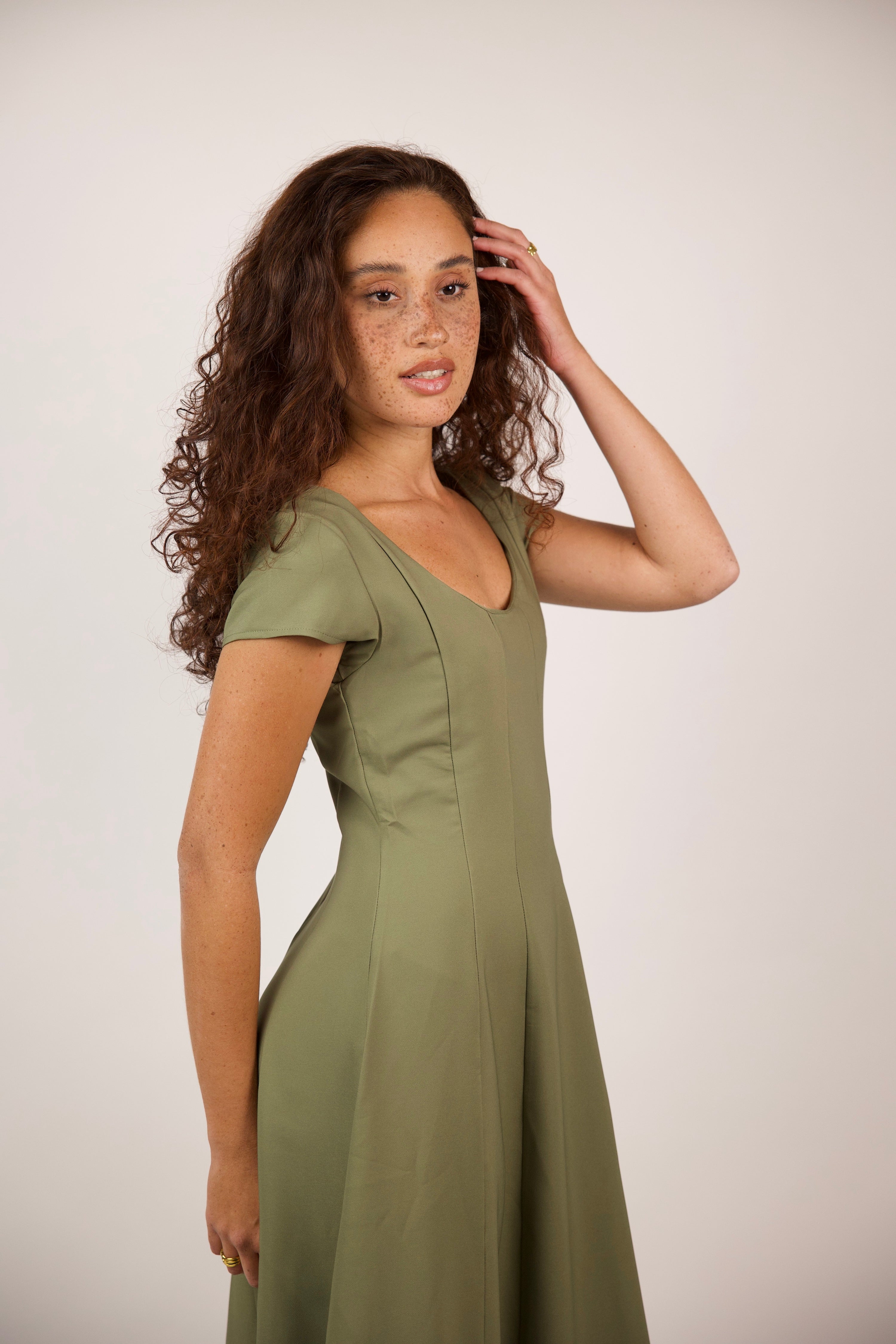 SOFT FLOW MAXI DRESS