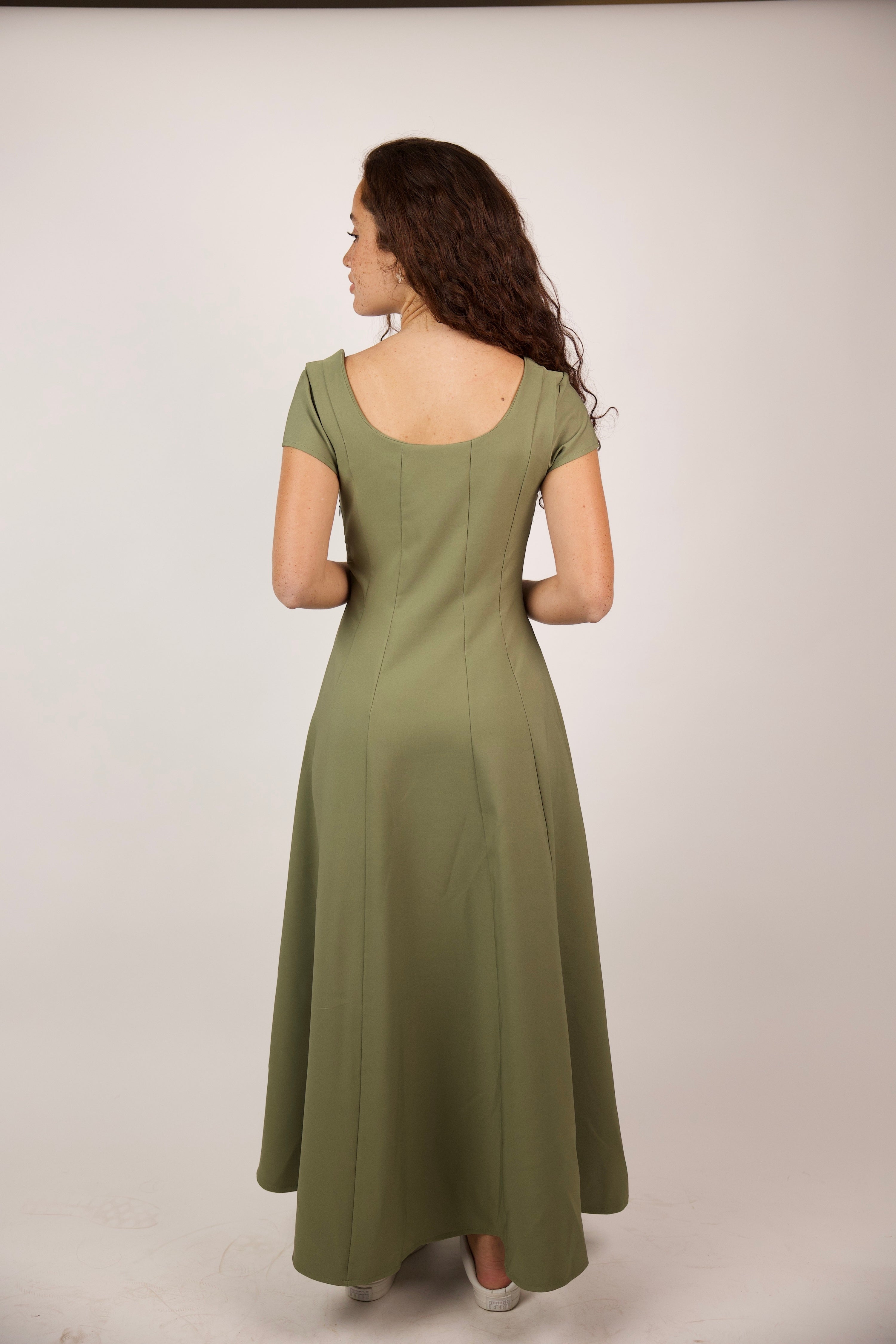 SOFT FLOW MAXI DRESS