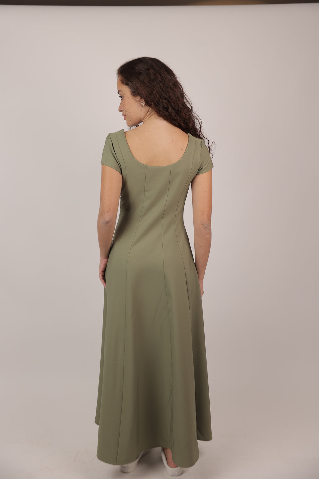 SOFT FLOW MAXI DRESS