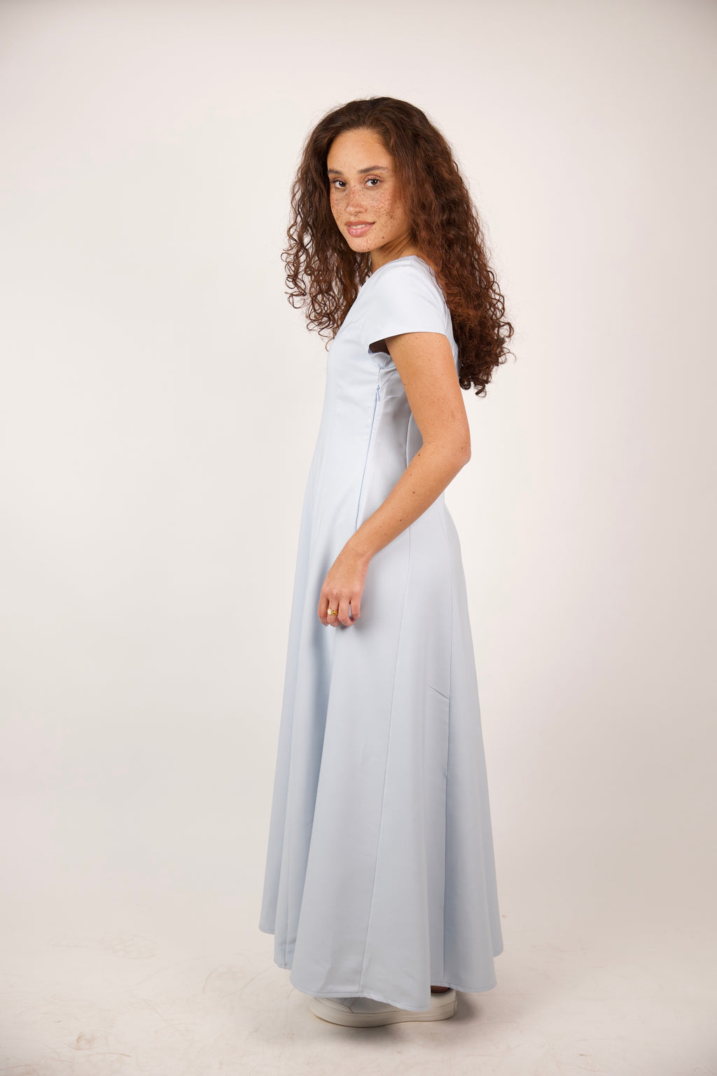 SOFT FLOW MAXI DRESS