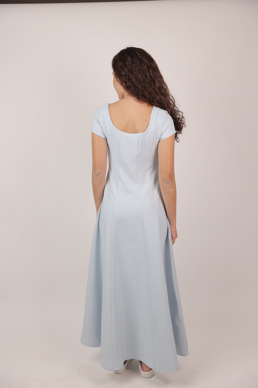 SOFT FLOW MAXI DRESS