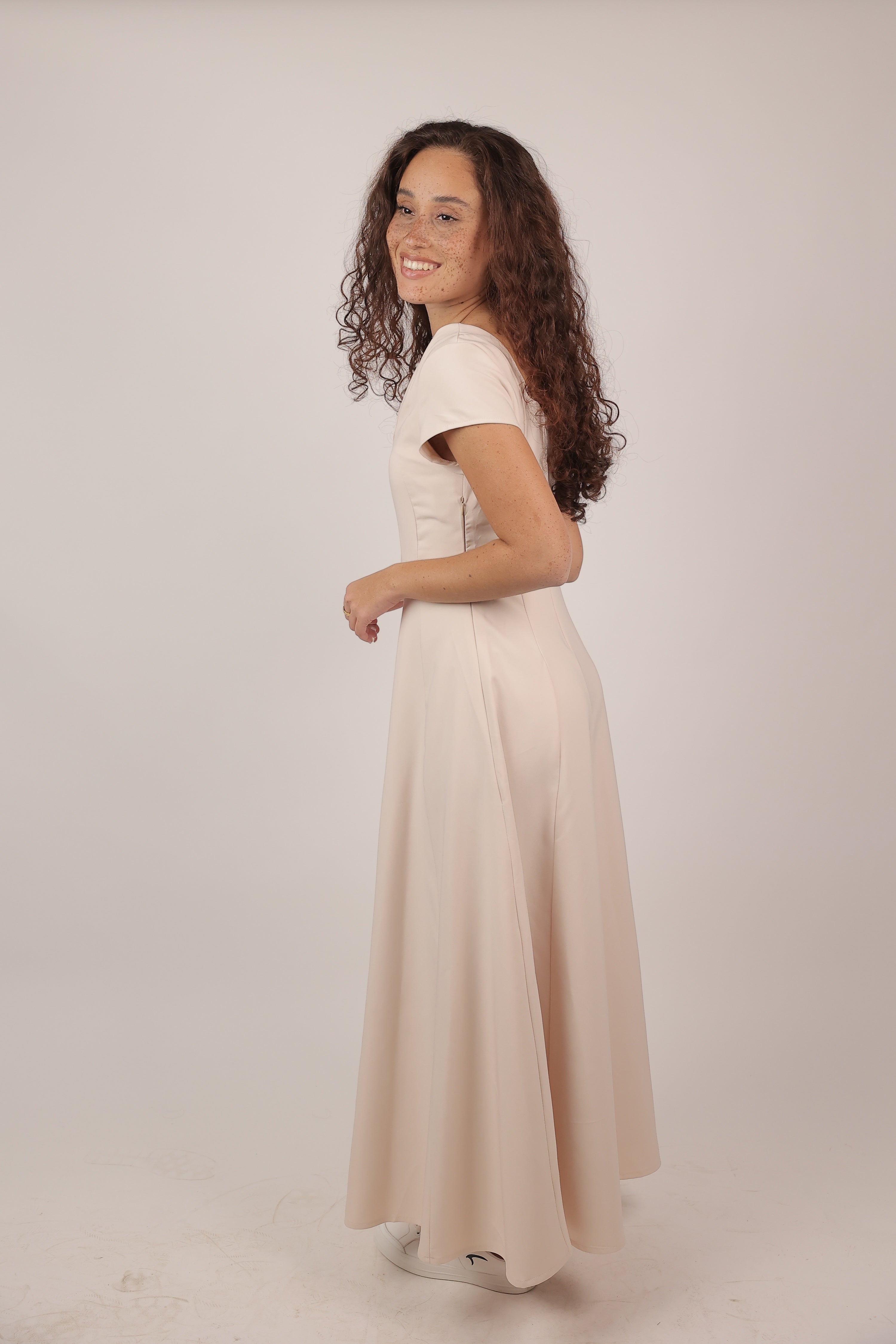 SOFT FLOW MAXI DRESS