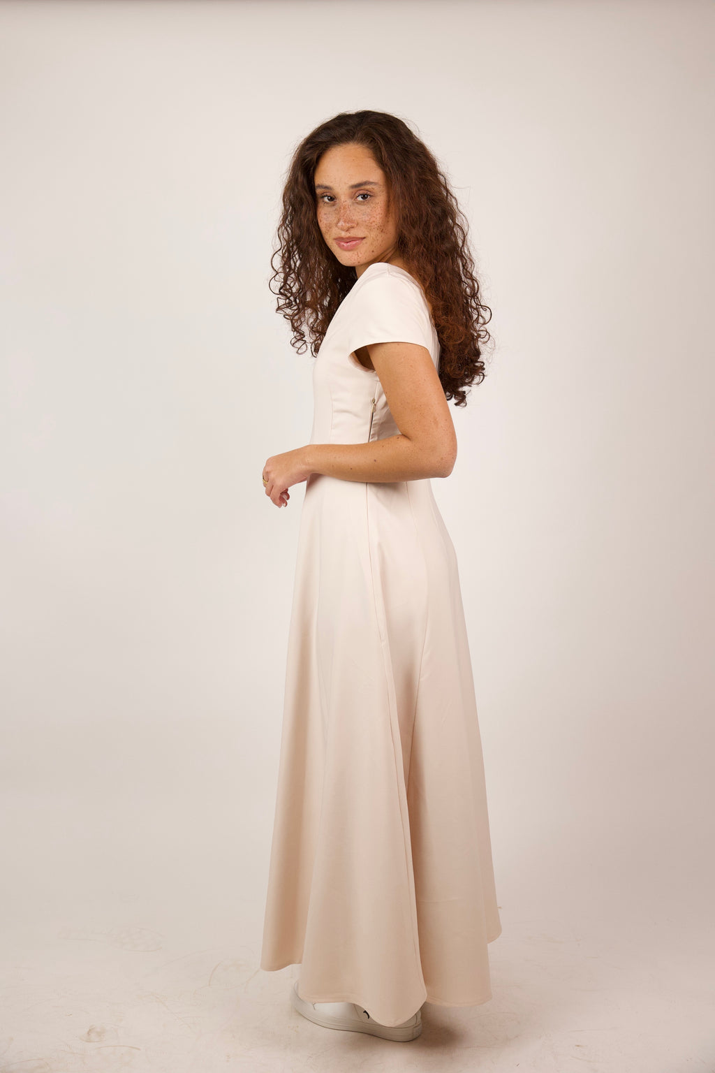 SOFT FLOW MAXI DRESS