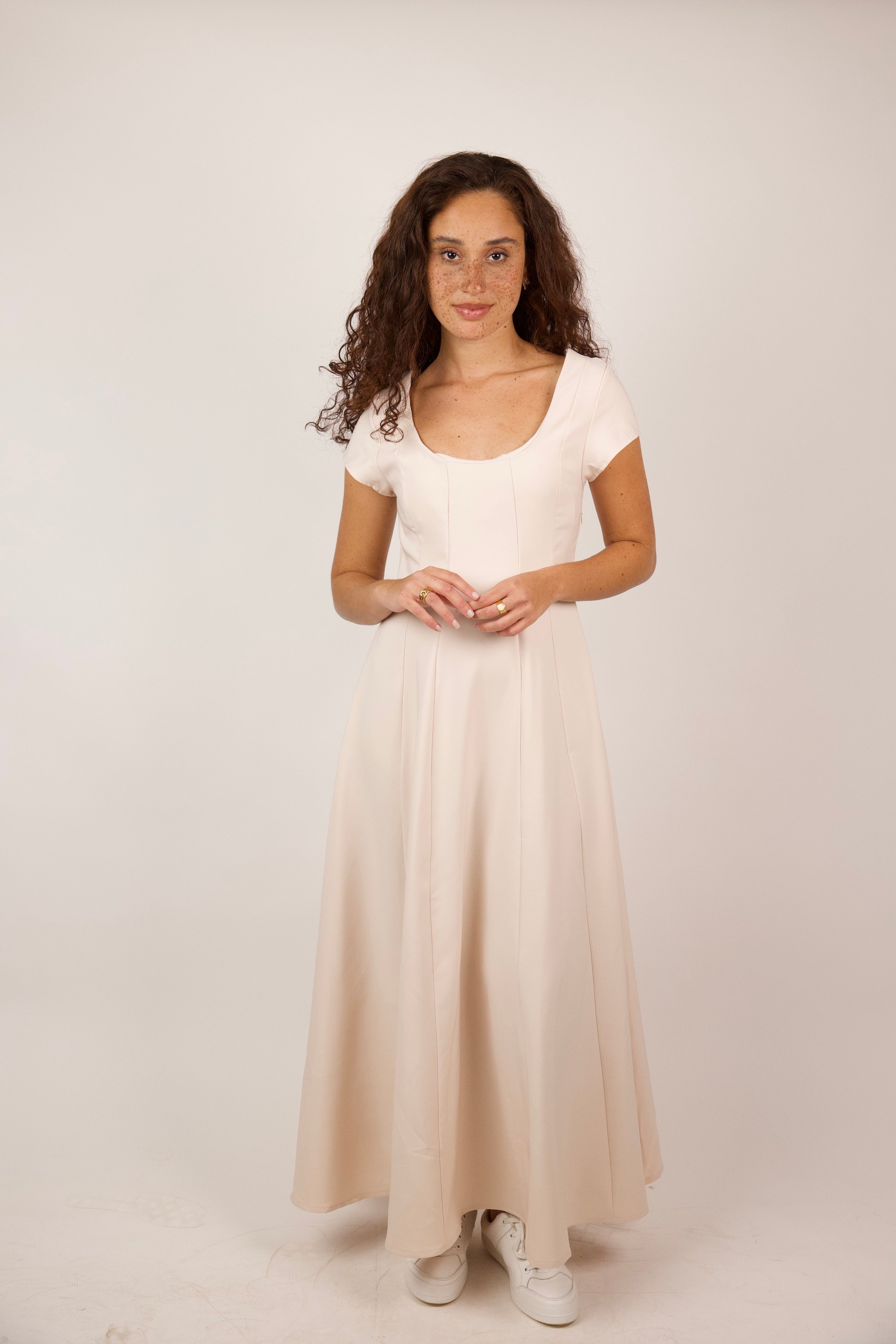 SOFT FLOW MAXI DRESS