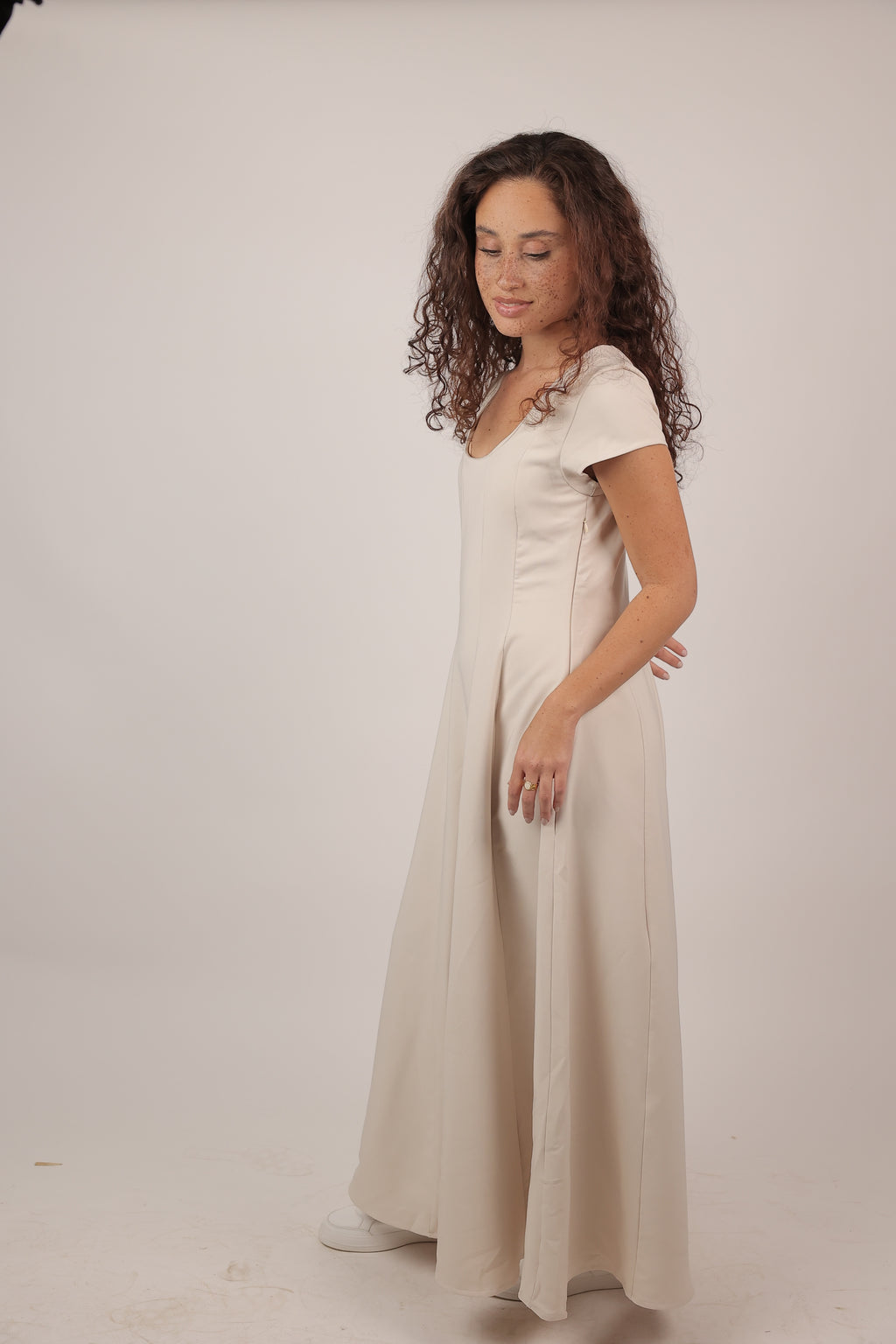 SOFT FLOW MAXI DRESS
