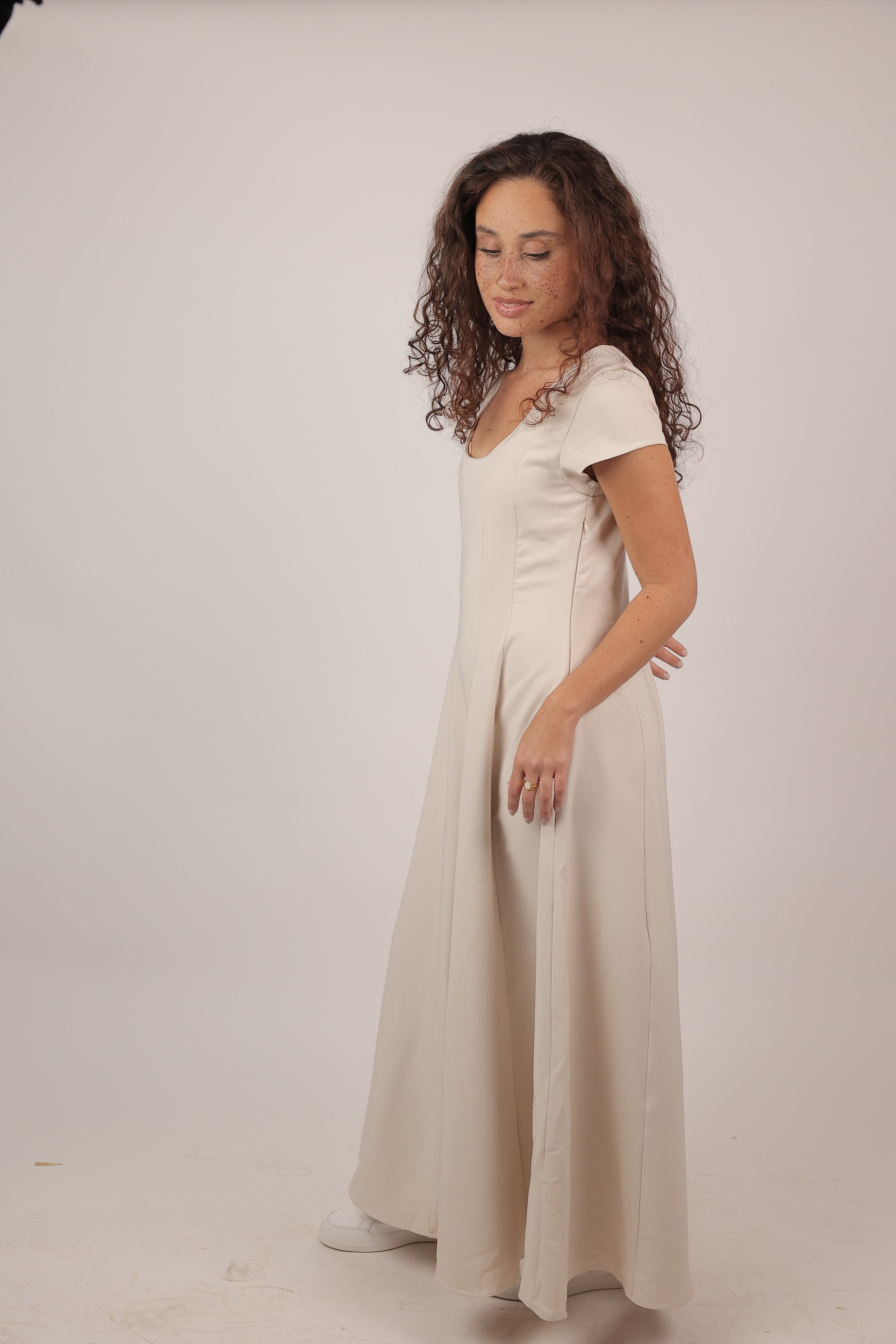 SOFT FLOW MAXI DRESS