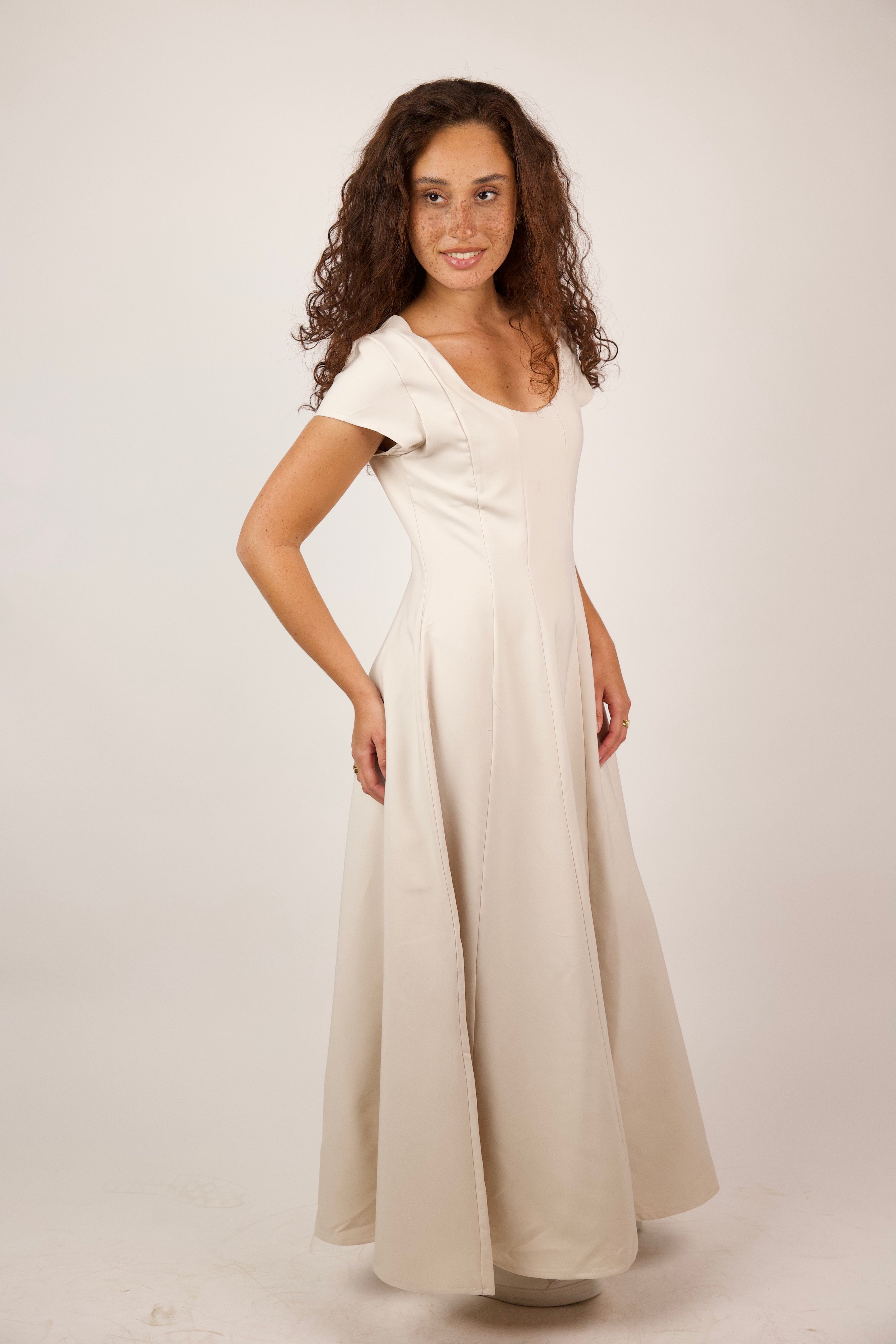 SOFT FLOW MAXI DRESS