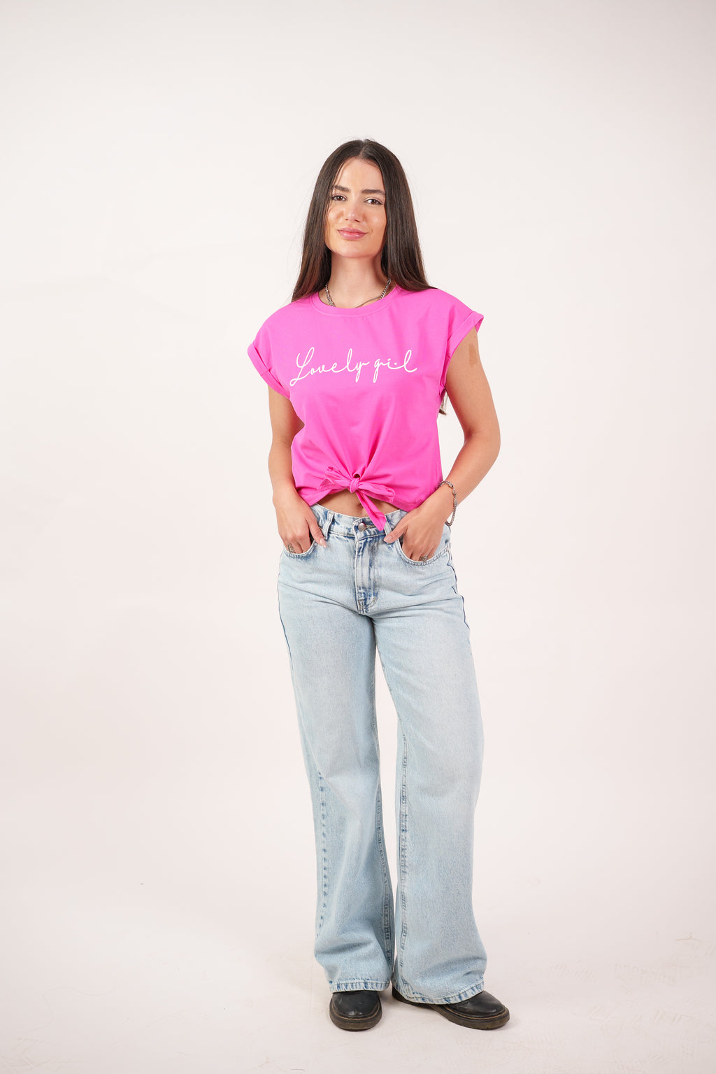LOVELY GIRL PRINT TEE