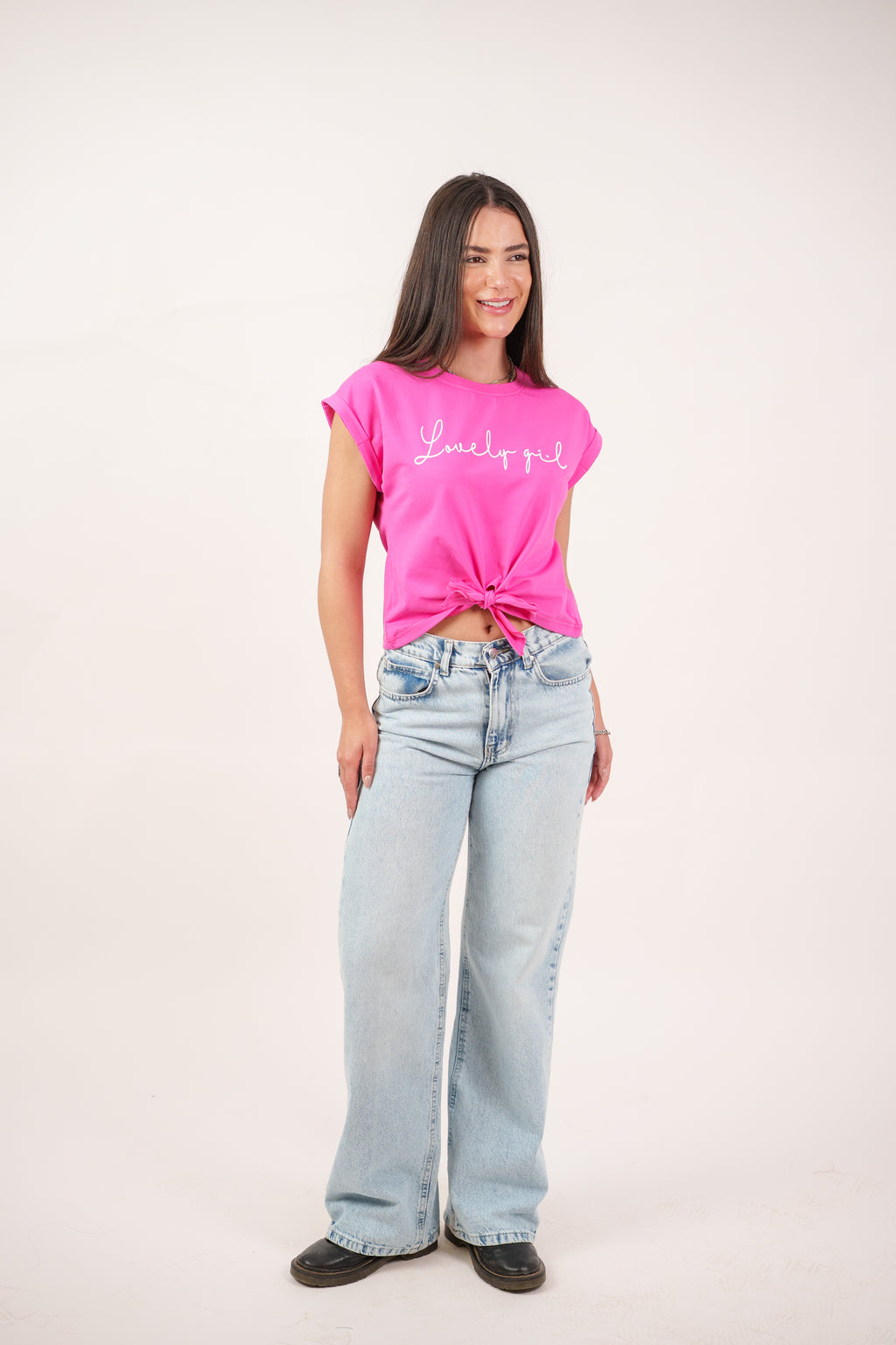 LOVELY GIRL PRINT TEE