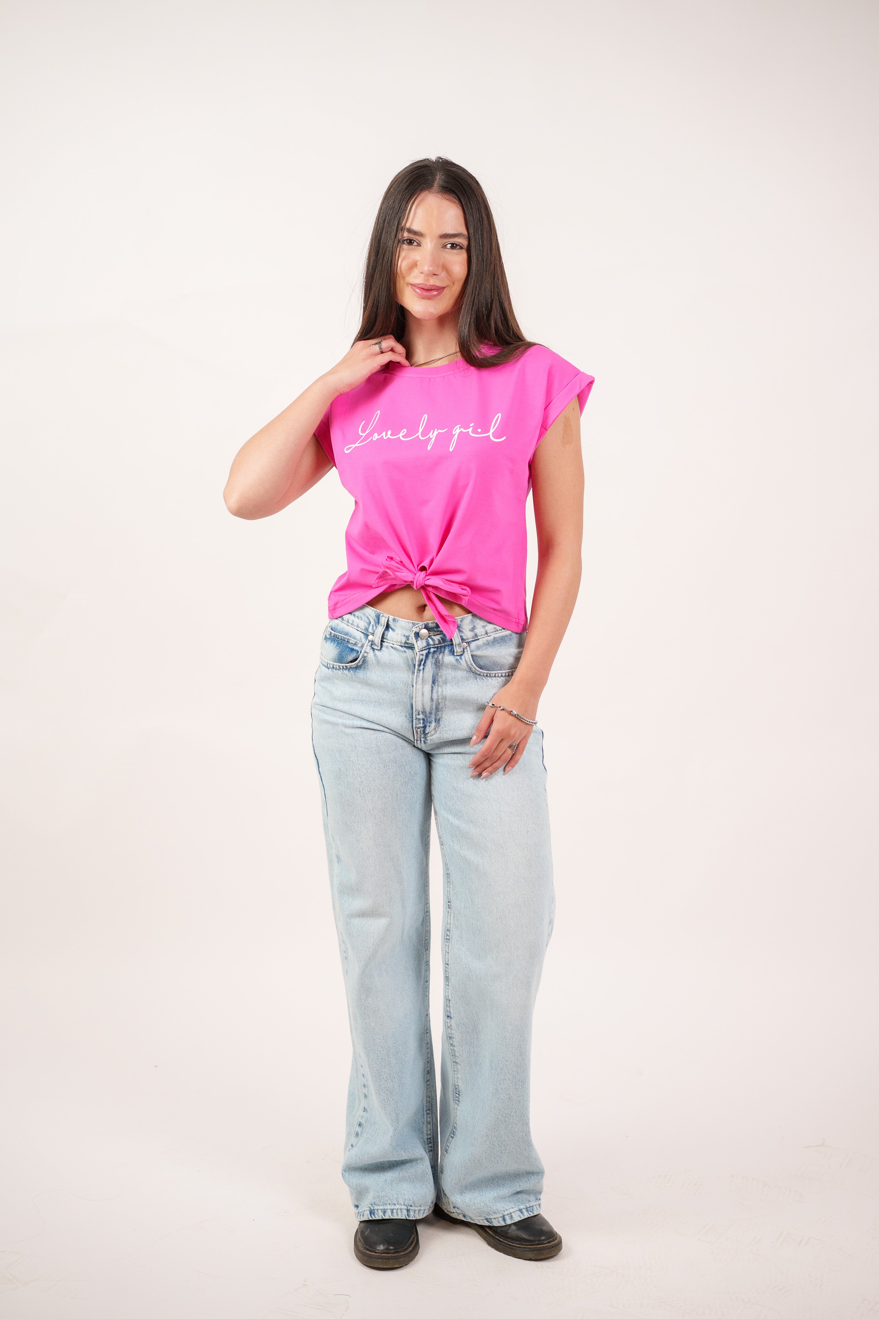 LOVELY GIRL PRINT TEE