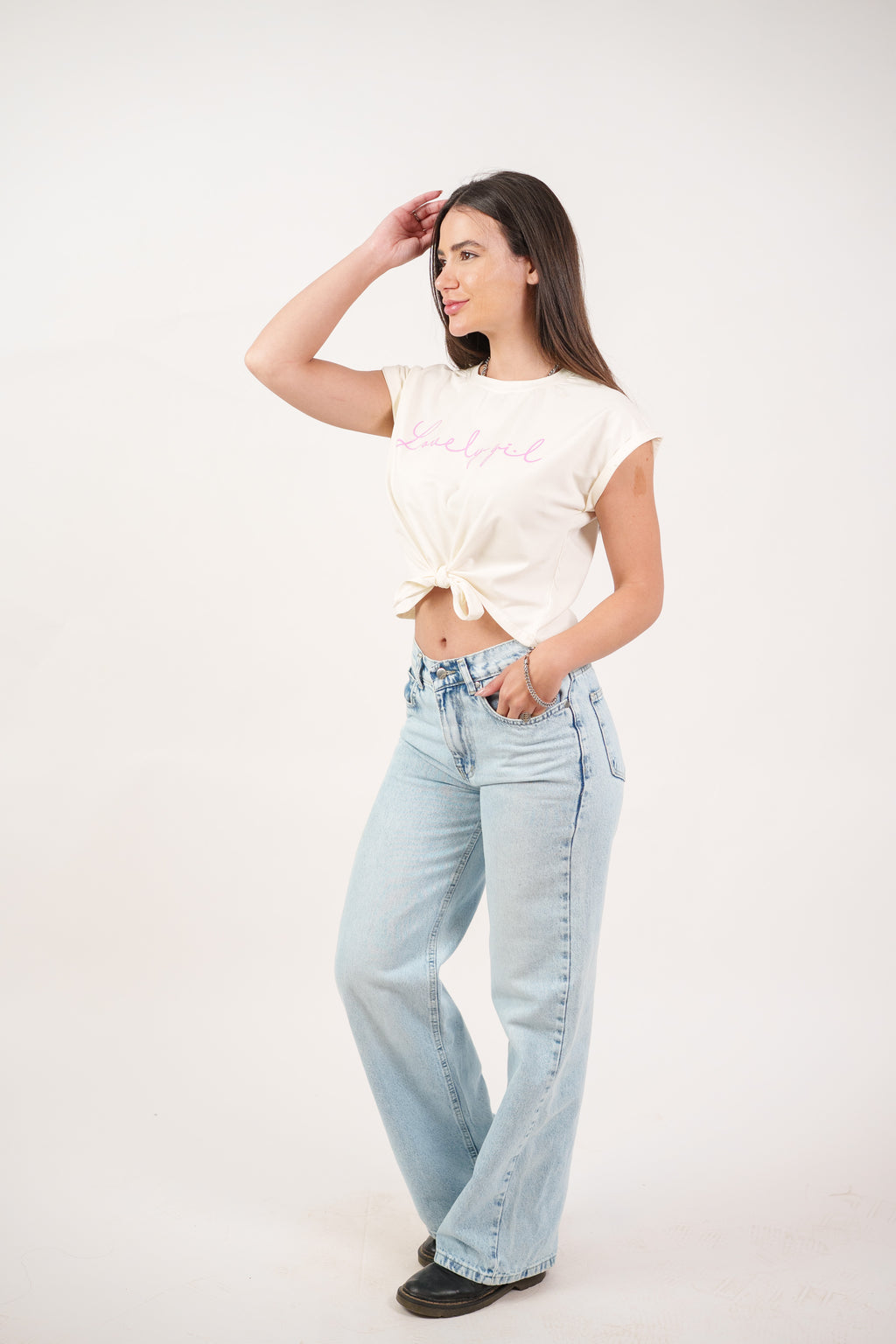 LOVELY GIRL PRINT TEE