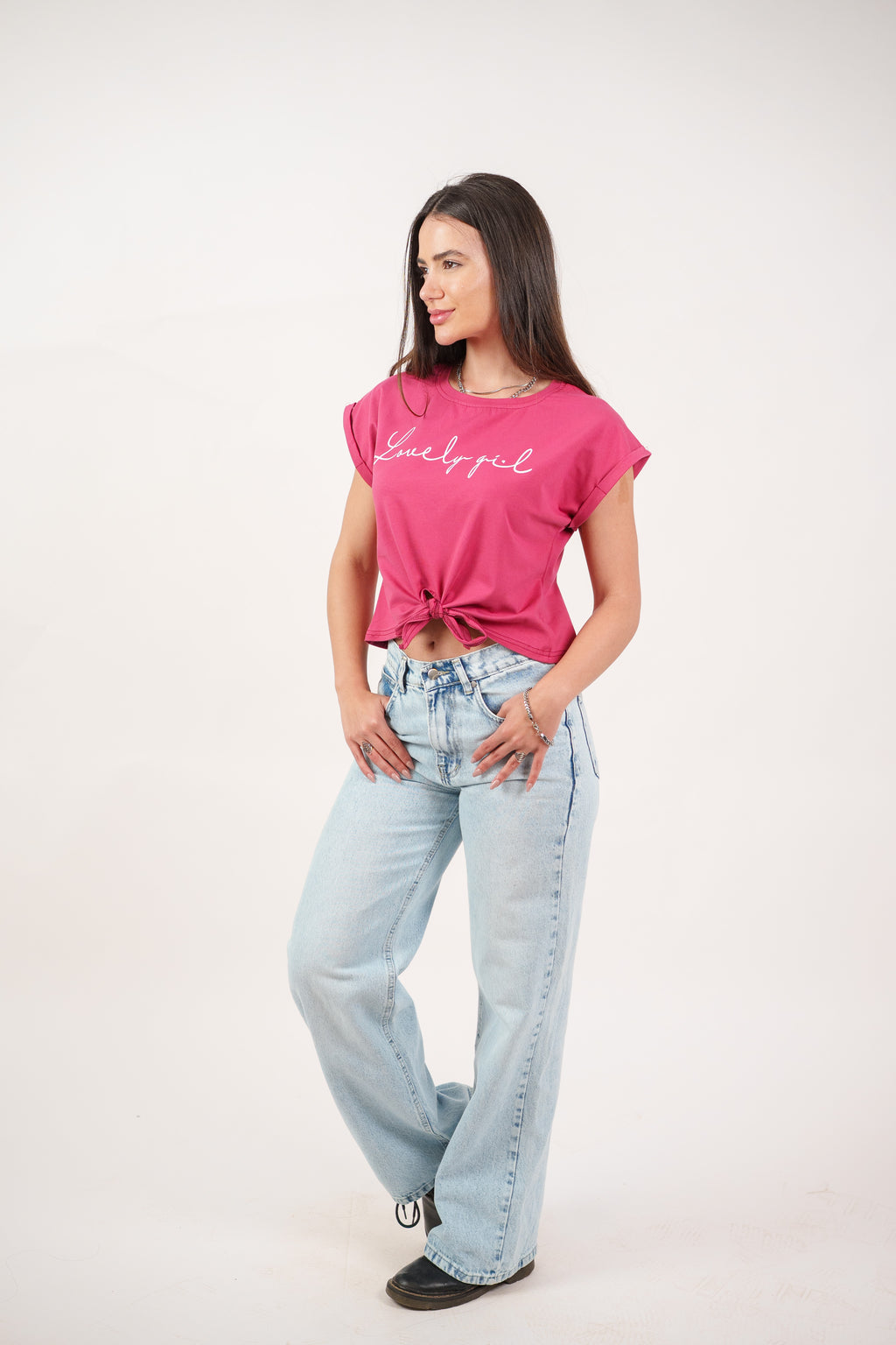 LOVELY GIRL PRINT TEE