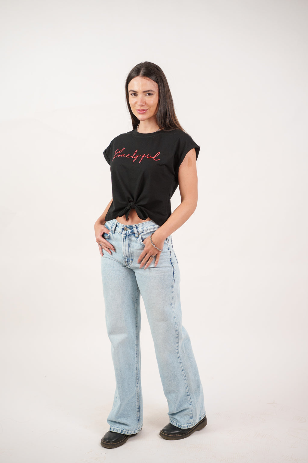 LOVELY GIRL PRINT TEE