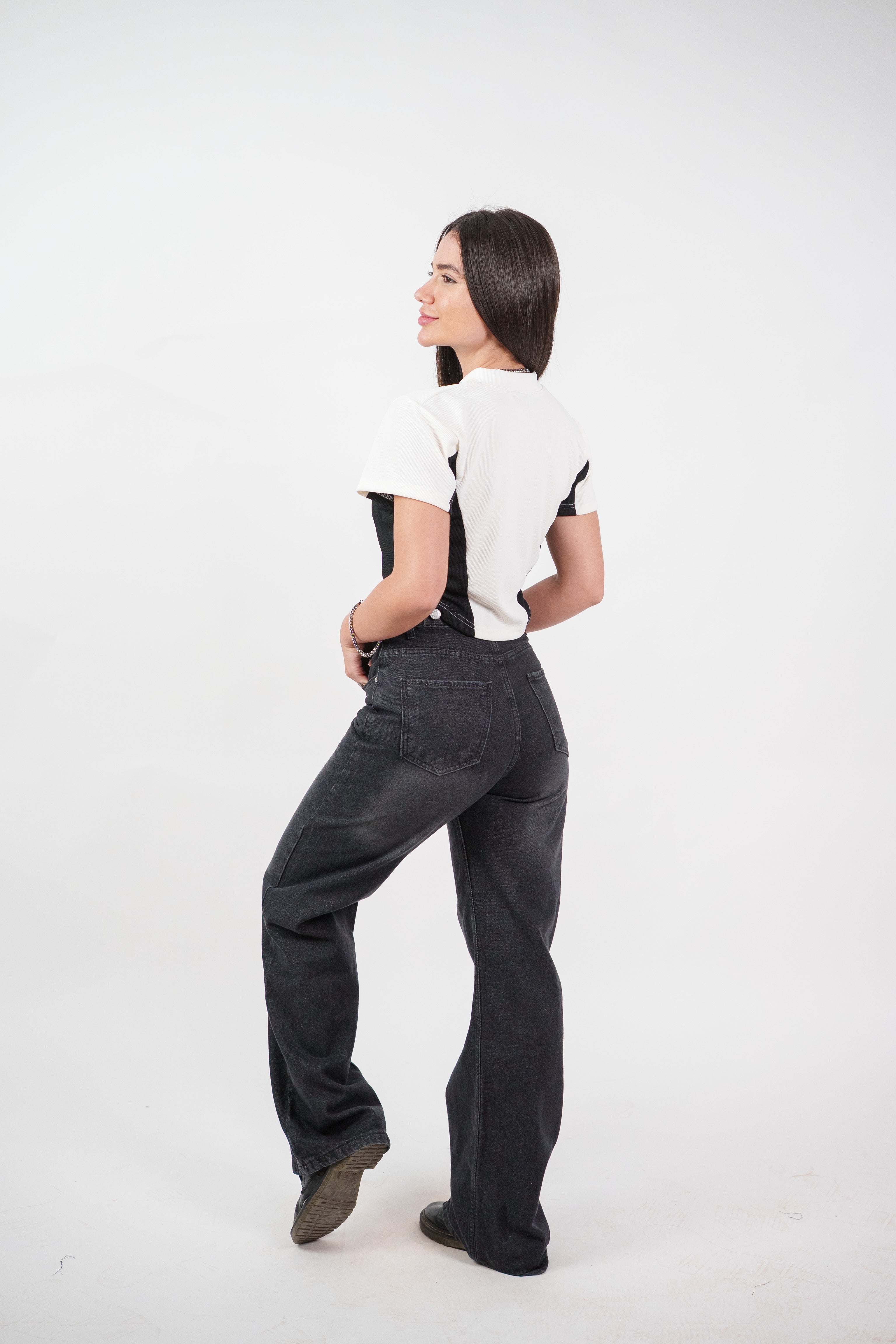 SPORT QUARTER ZIP TEE