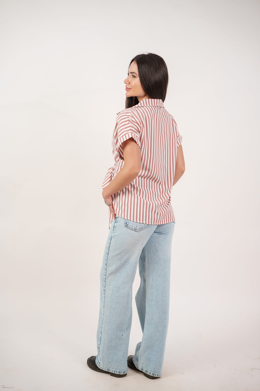 STRIPED SIDE TIE BLOUSE
