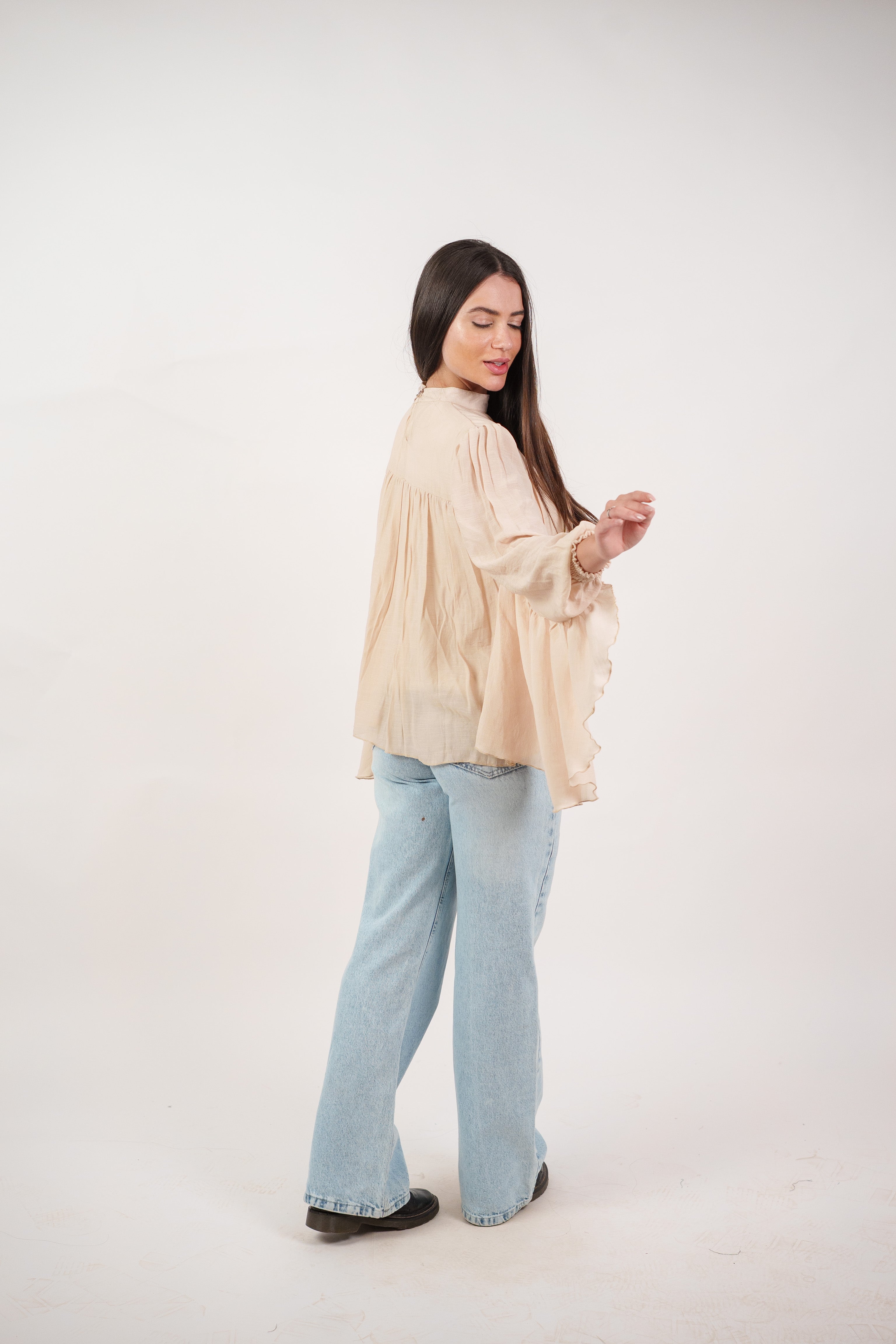 FLOWY SHEER BELL SLEEVE BLOUSE