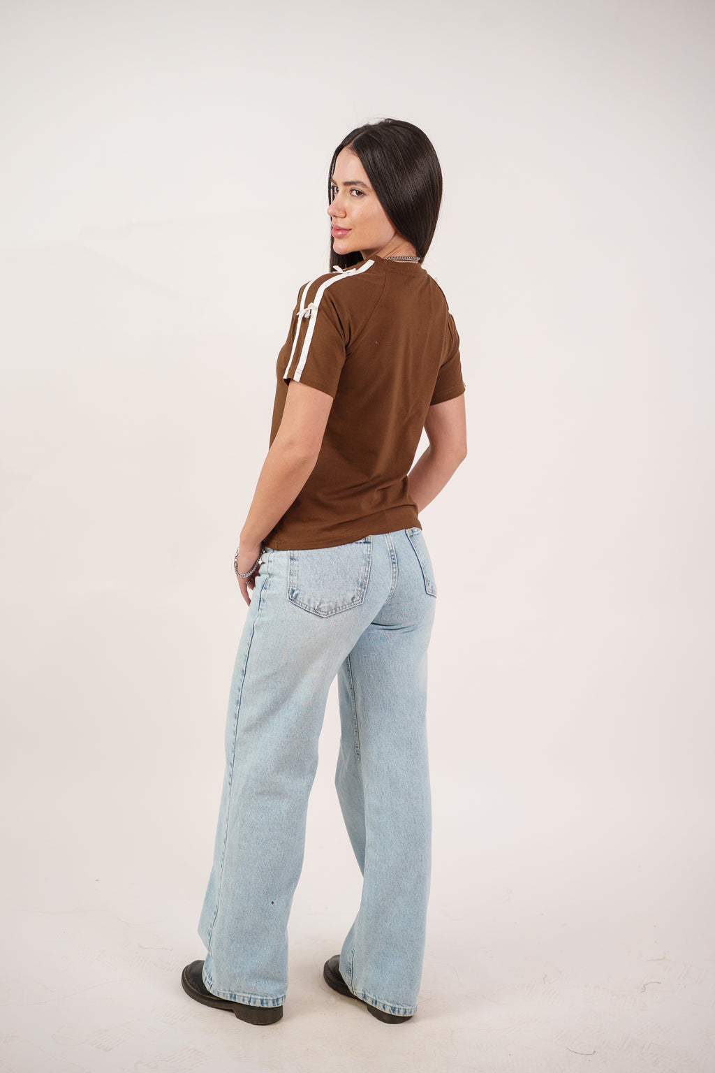 MINIMAL LOGO BASIC TEE
