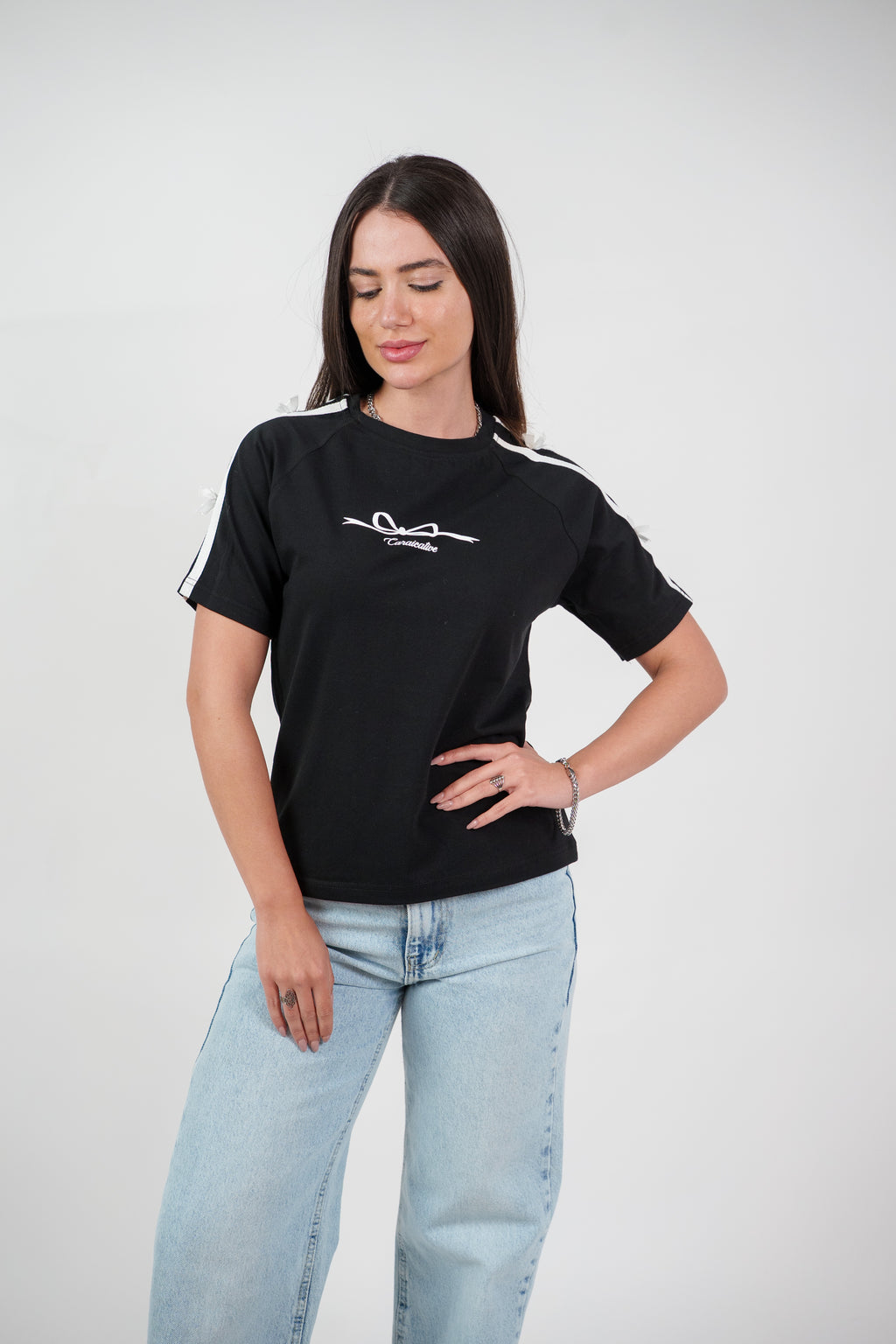 MINIMAL LOGO BASIC TEE