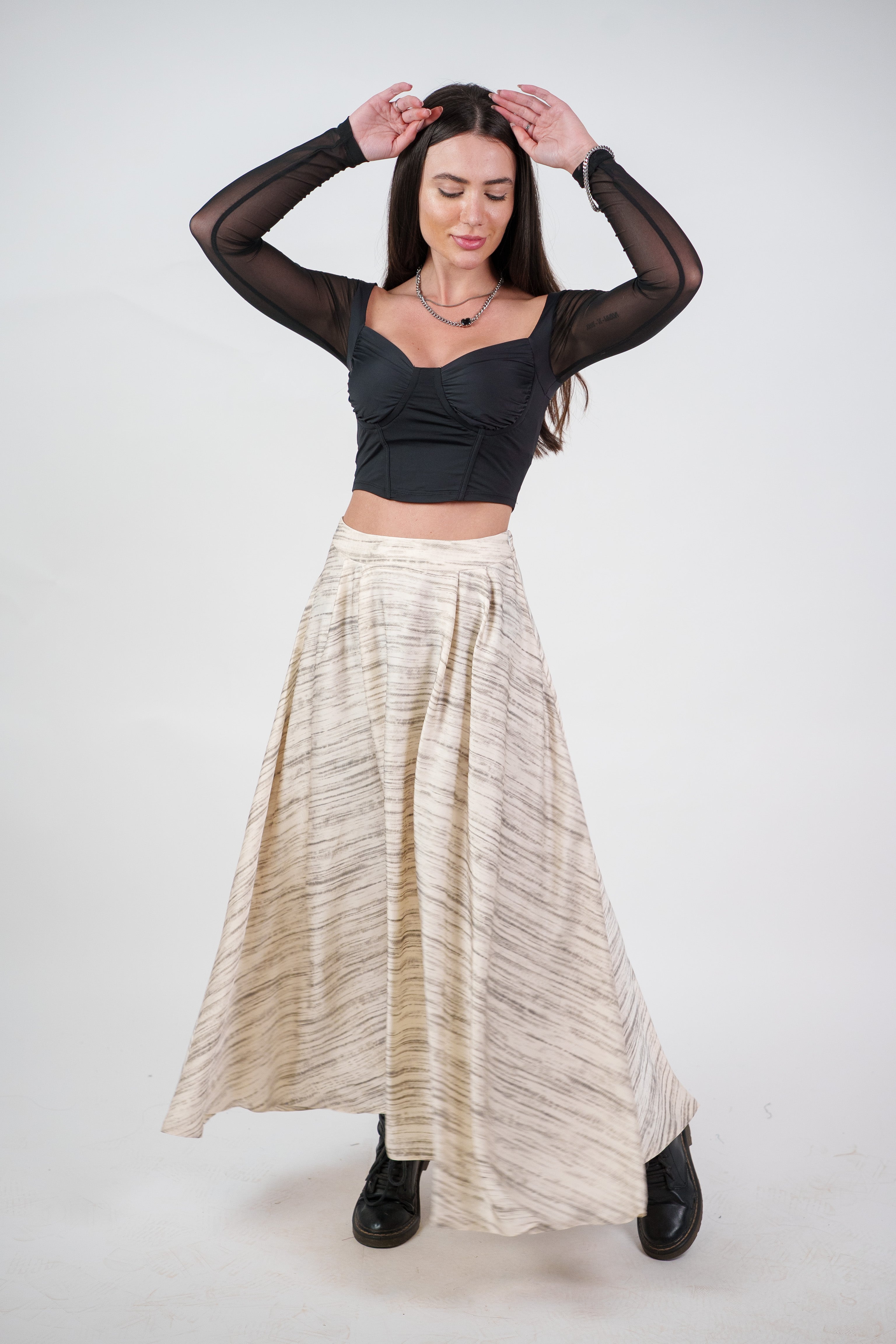 FLOWY TEXTURED MAXI SKIRT