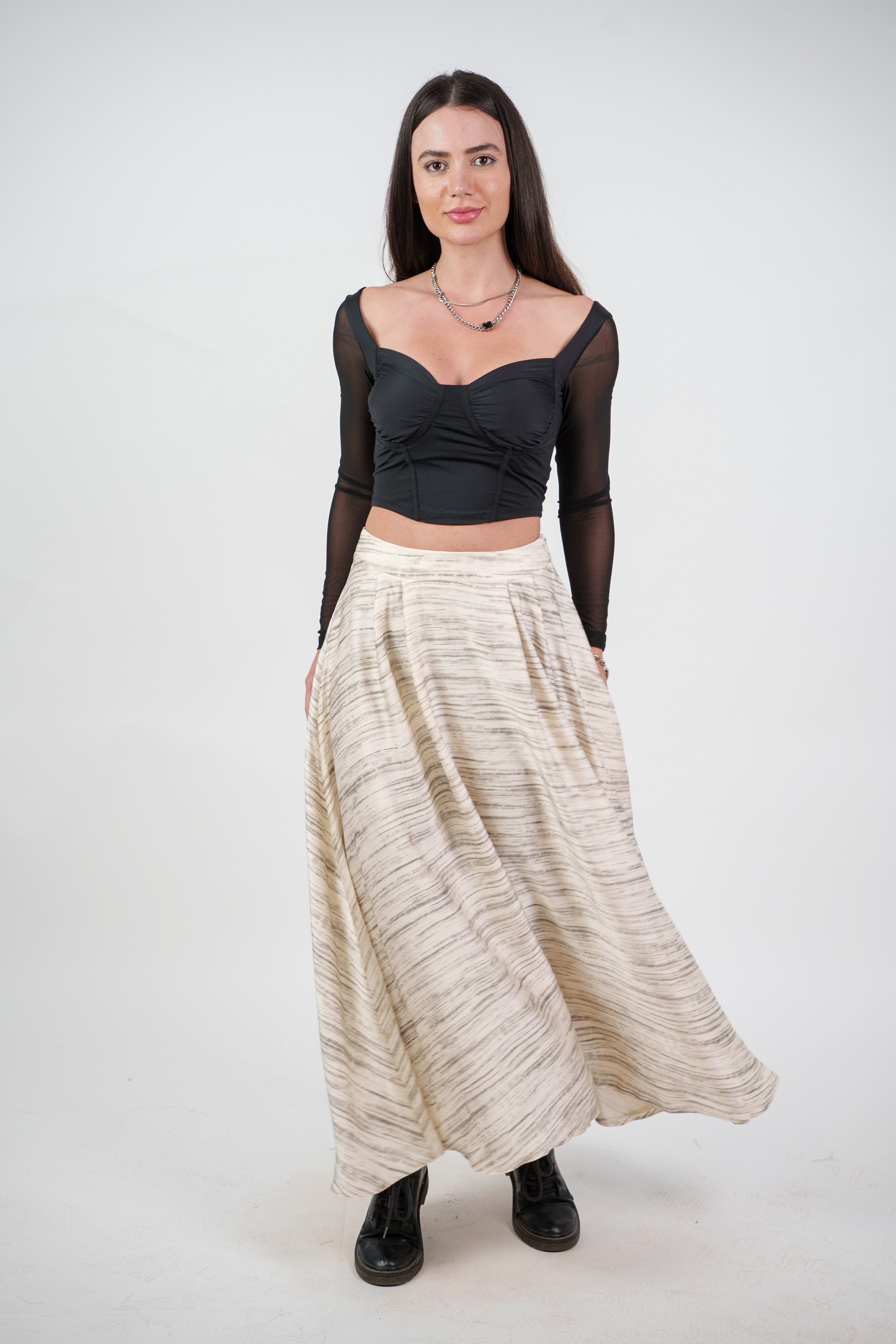 FLOWY TEXTURED MAXI SKIRT