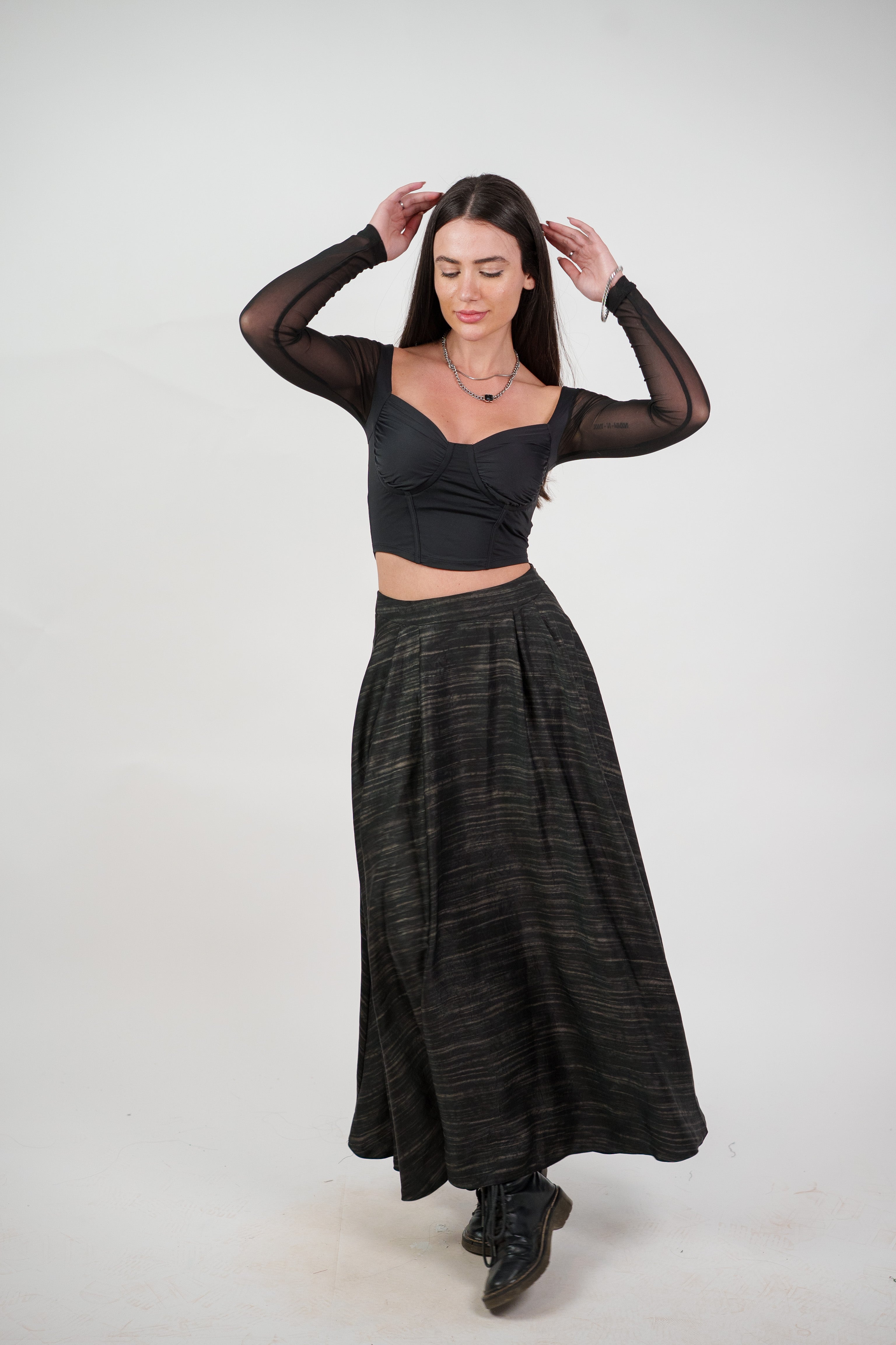 FLOWY TEXTURED MAXI SKIRT