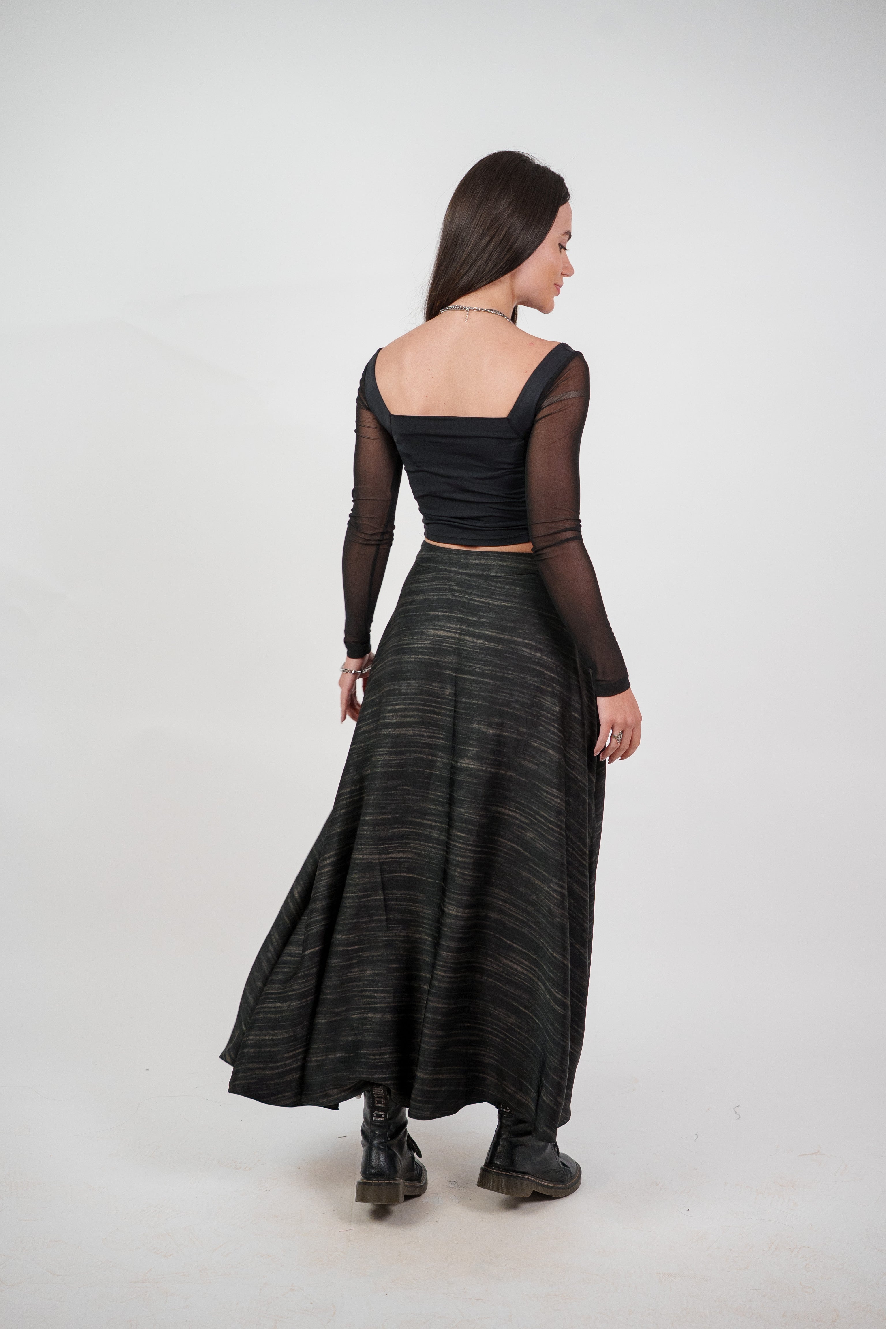 FLOWY TEXTURED MAXI SKIRT