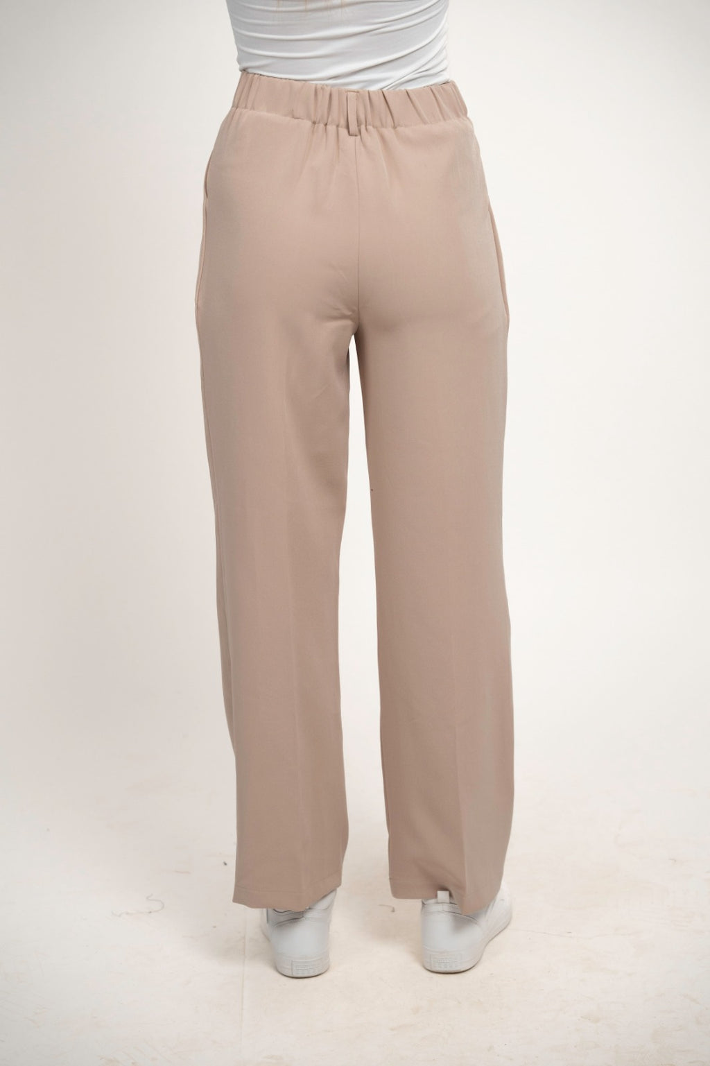 CLASSIC HIGH-WAIST TROUSER