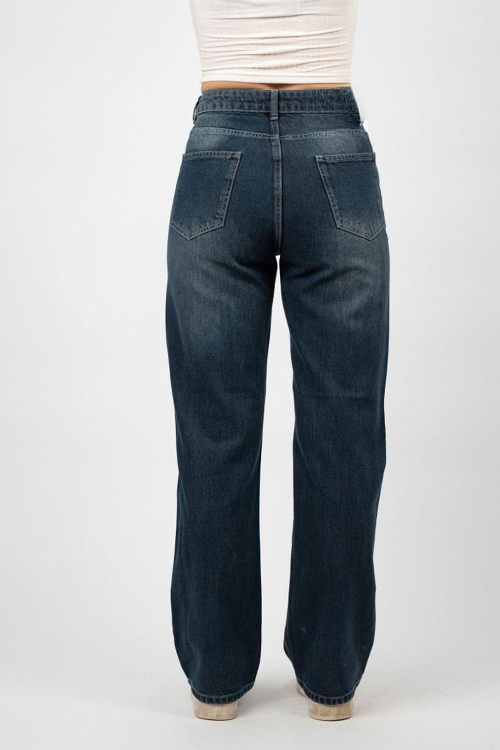 CLASSIC STRAIGHT DENIM – DARK WASH