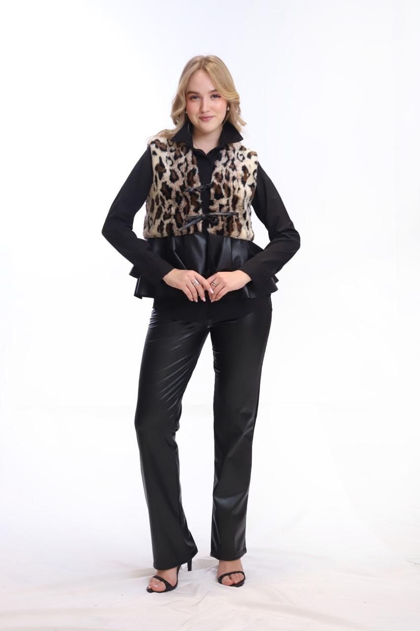 TIGER FUR SLEEVELESS JACKET