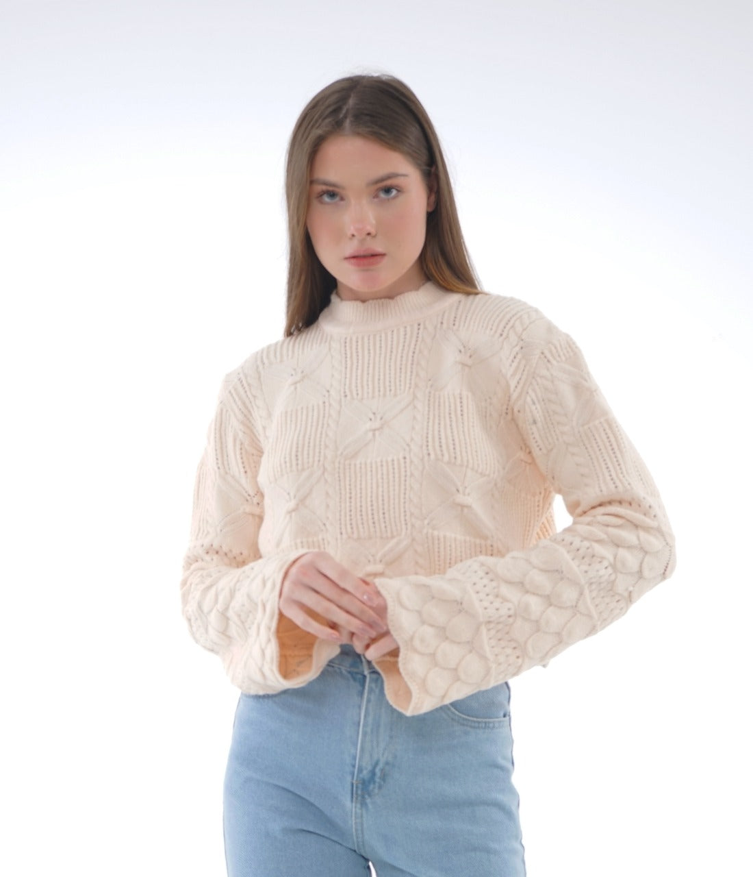 RELAXED KNIT BLOUSE