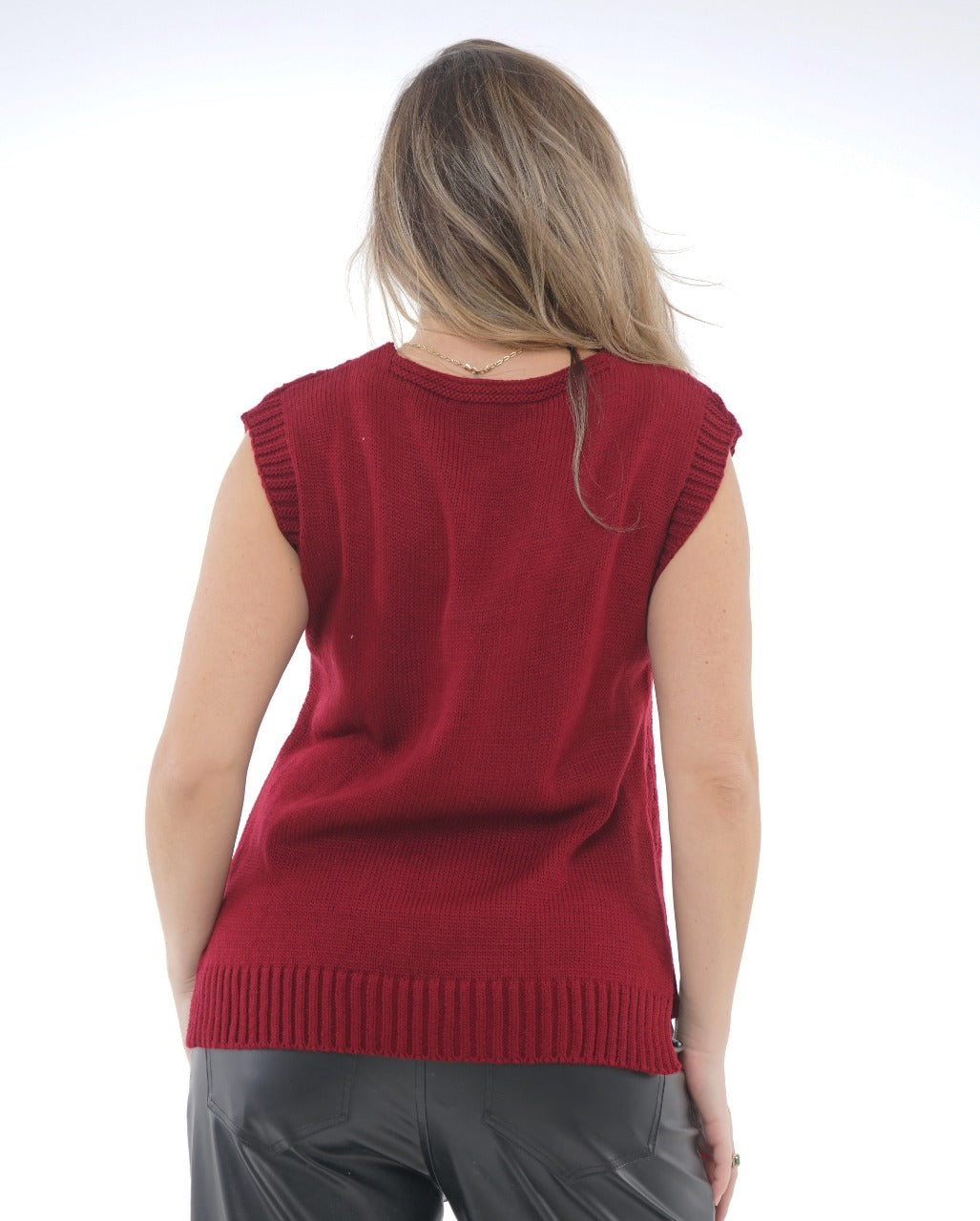 SLEEVELESS CABLE KNIT TOP