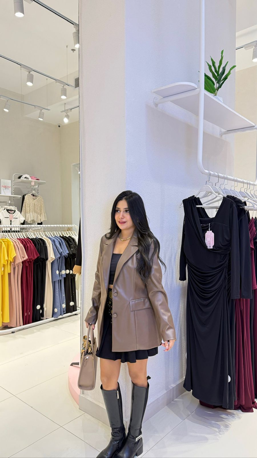 CLASSIC LEATHER BLAZER