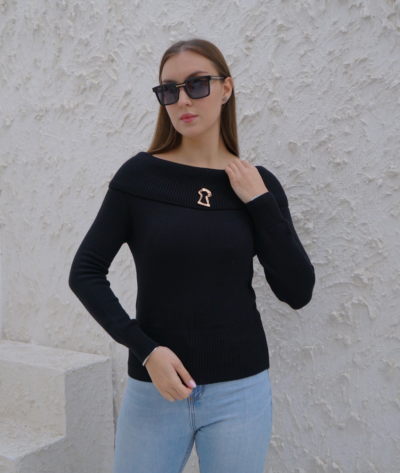 Off-shoulder knit top