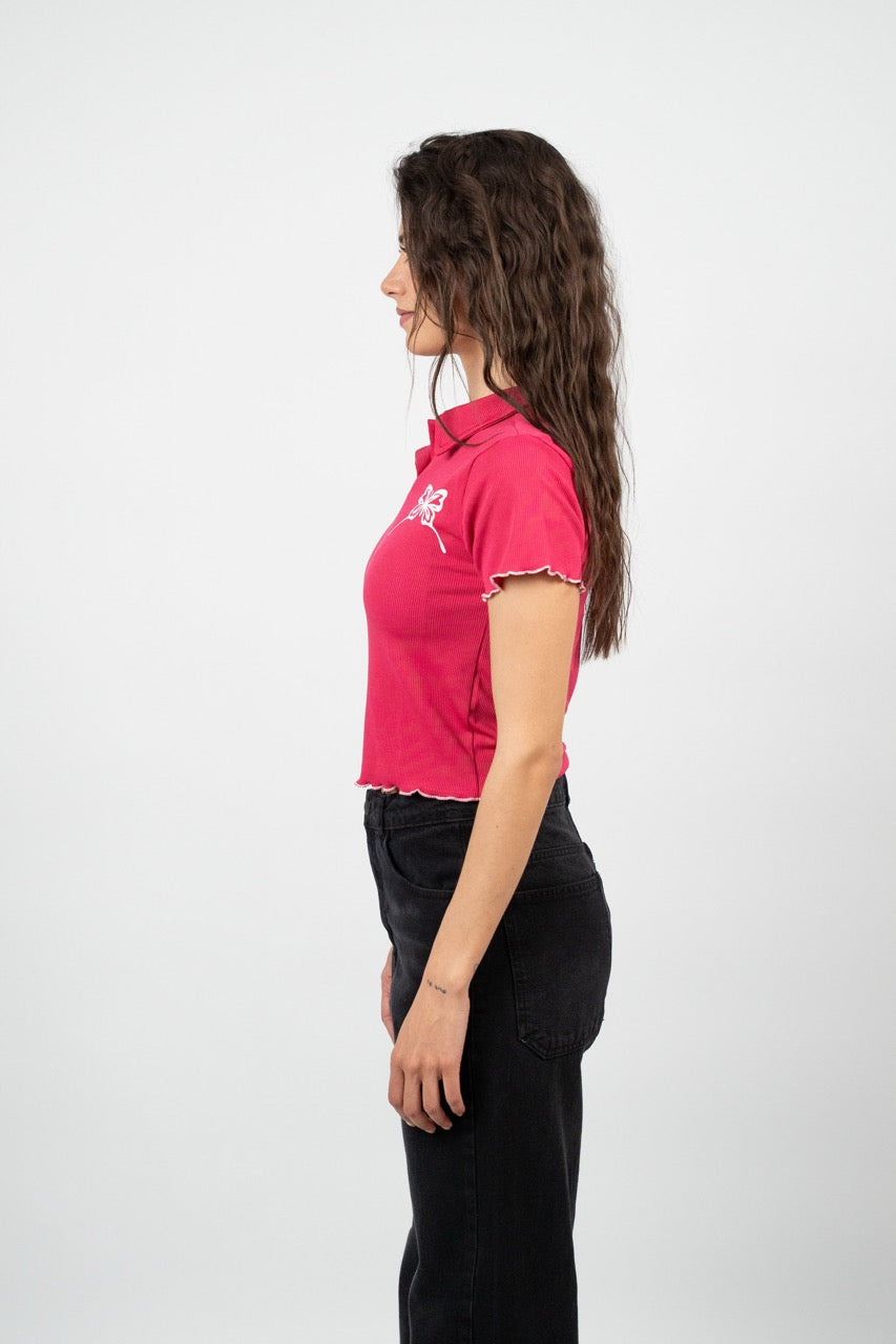 BUTTERFLY RIBBED POLO CROP TEE