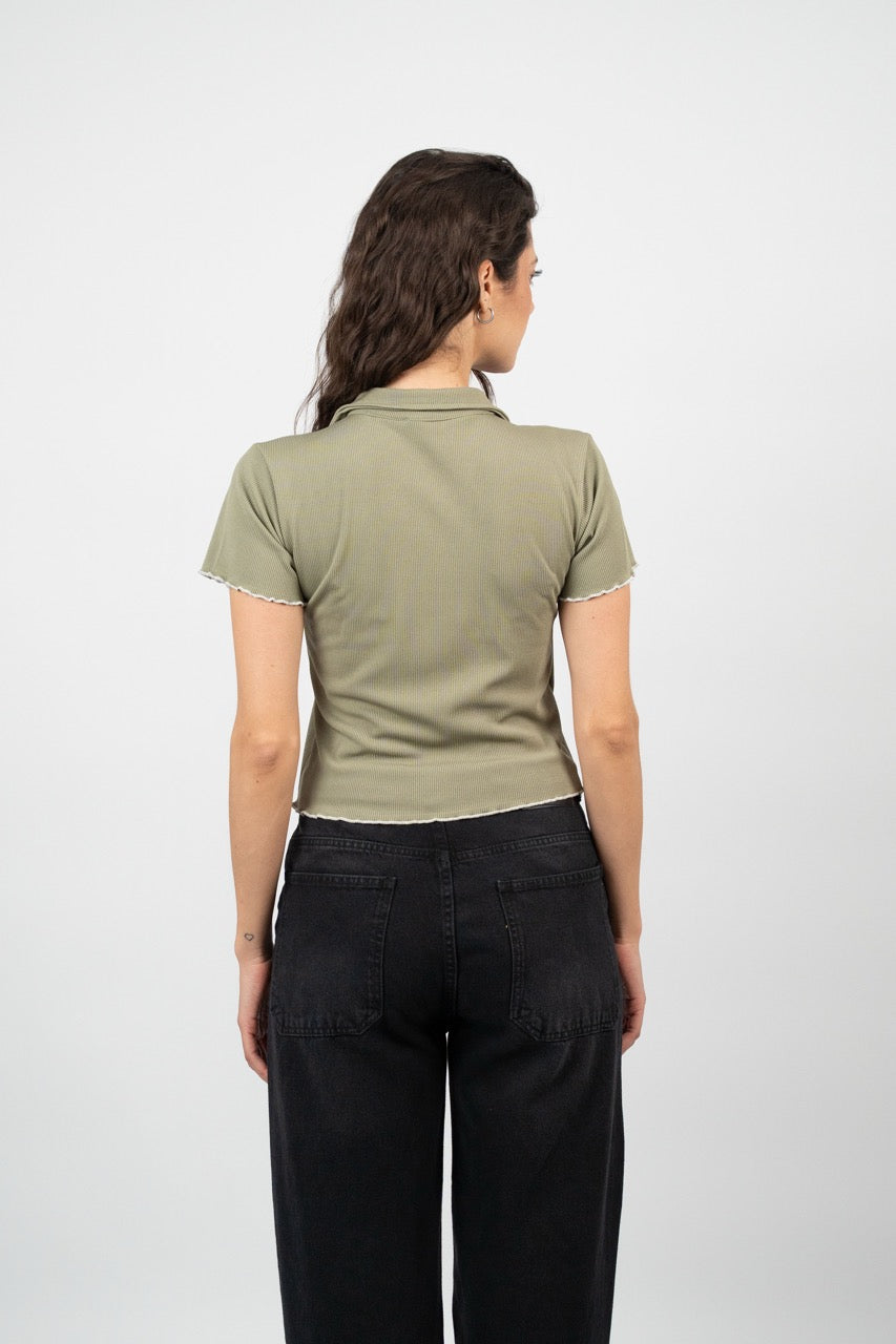 BUTTERFLY RIBBED POLO CROP TEE