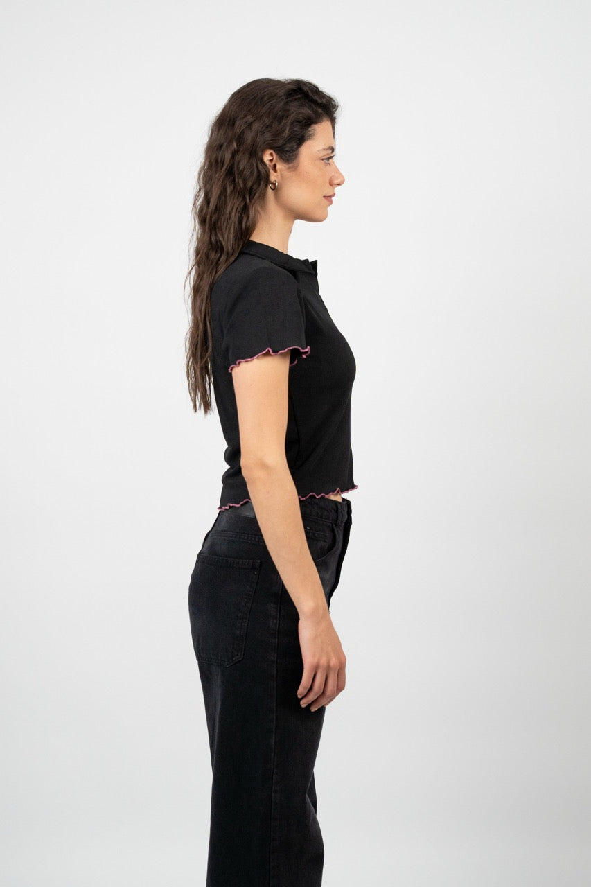 BUTTERFLY RIBBED POLO CROP TEE