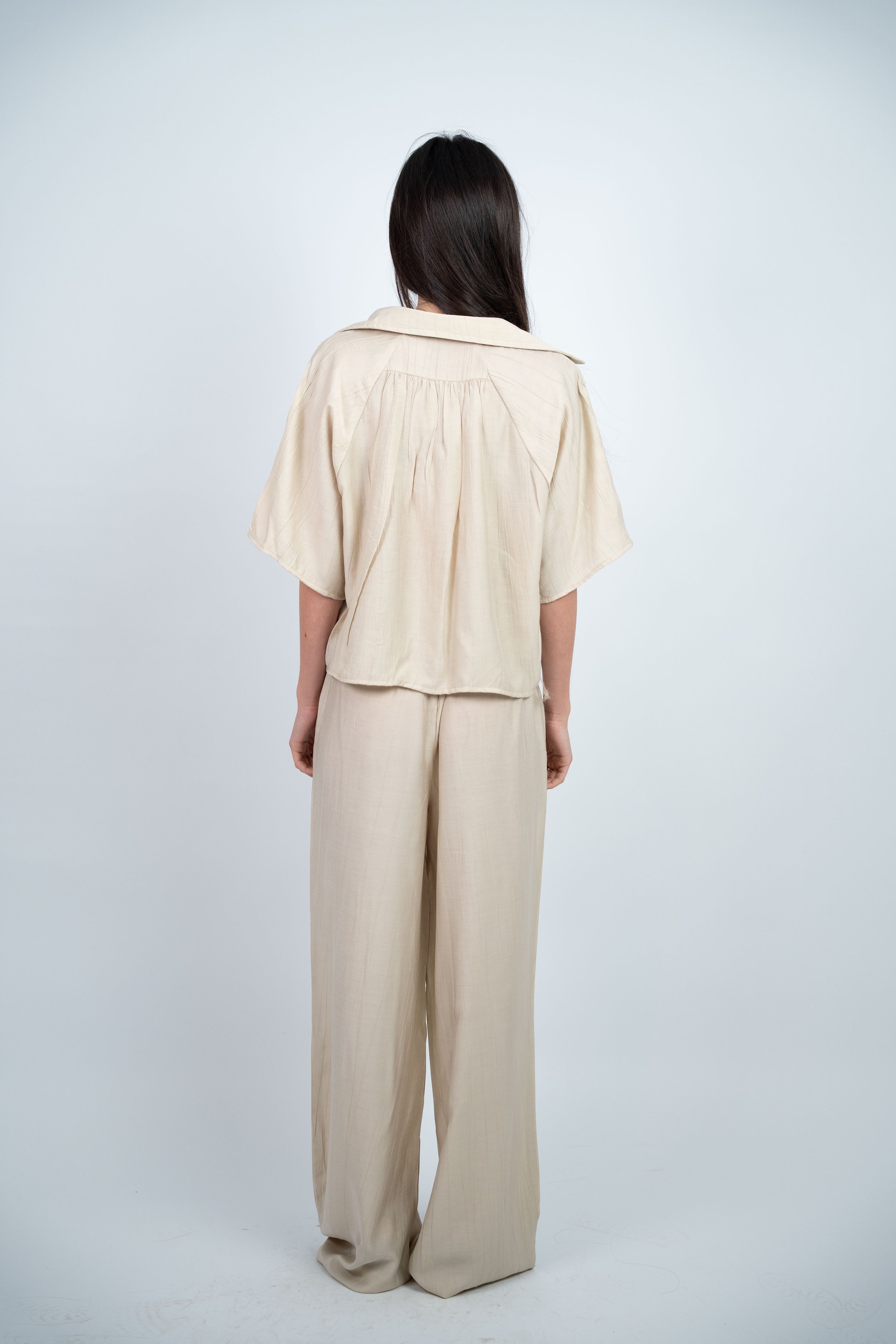 BUTTON DETAIL CASUAL SET