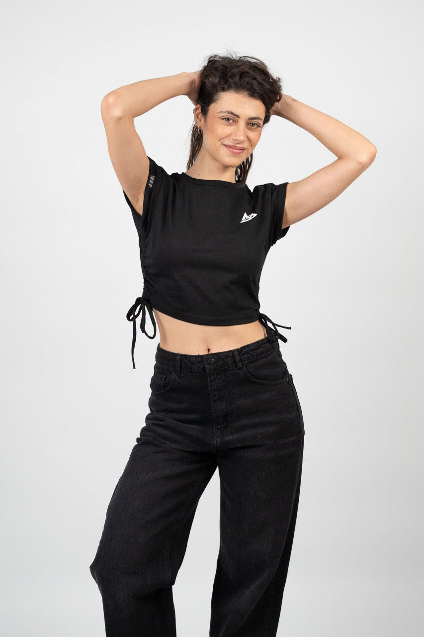 SIDE TIE SPORT CROP TEE