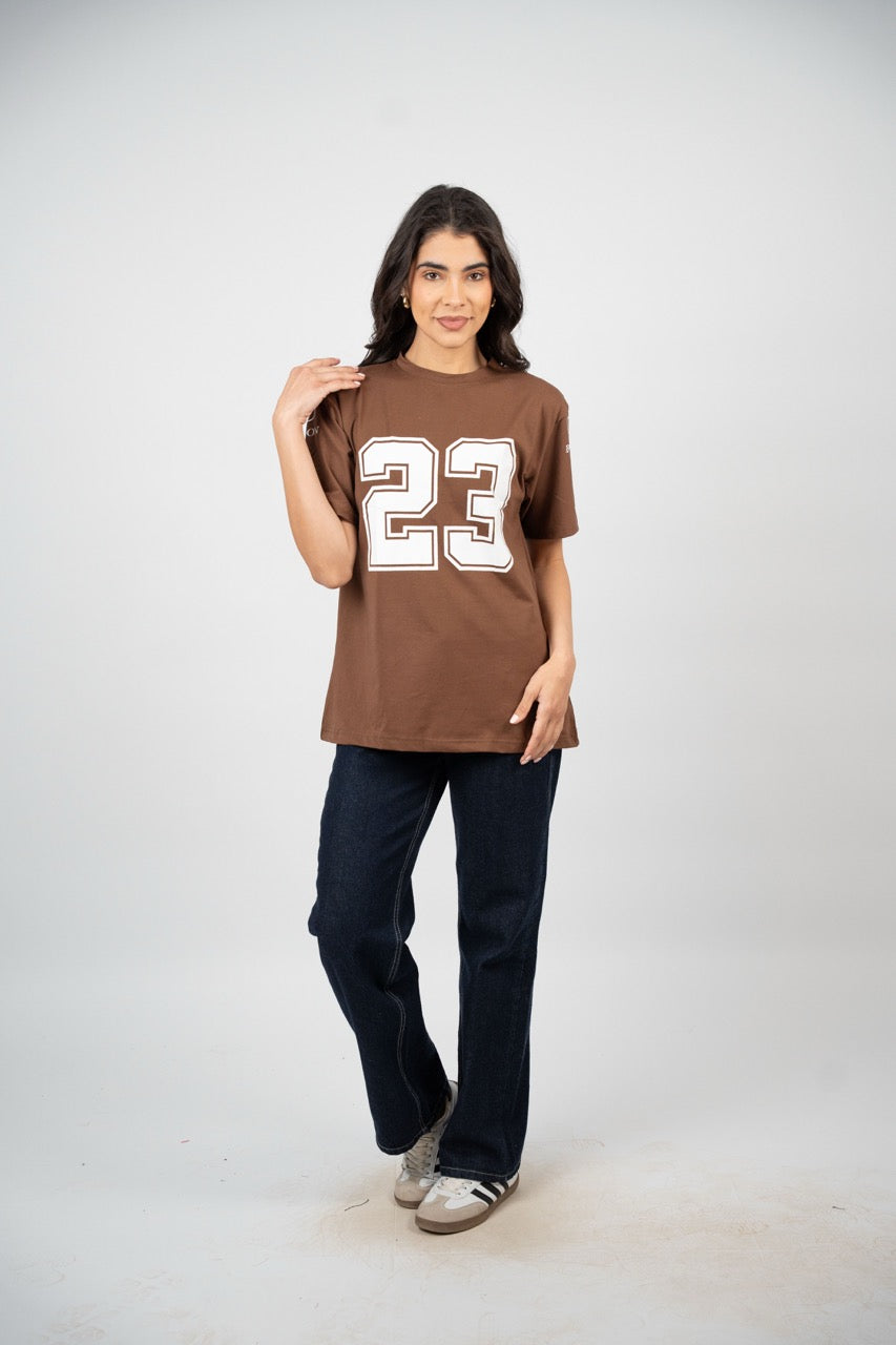 OVERSIZED 23 GRAPHIC TEE