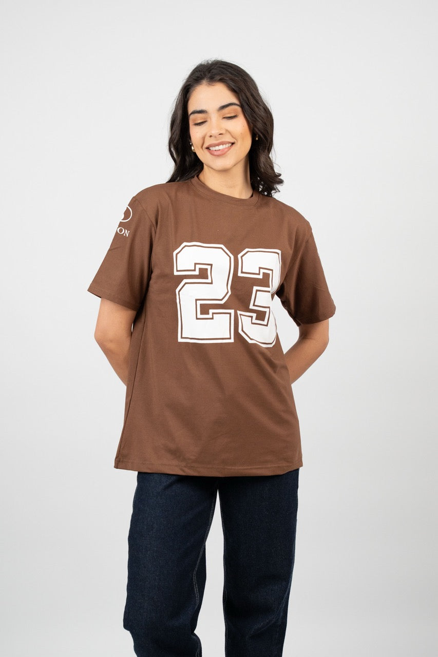 OVERSIZED 23 GRAPHIC TEE