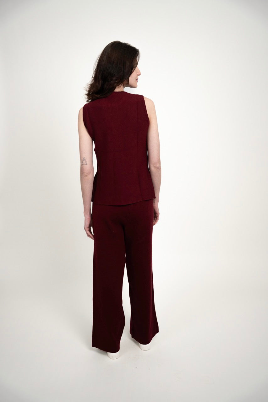 BUTTONED SLEEVELESS SET