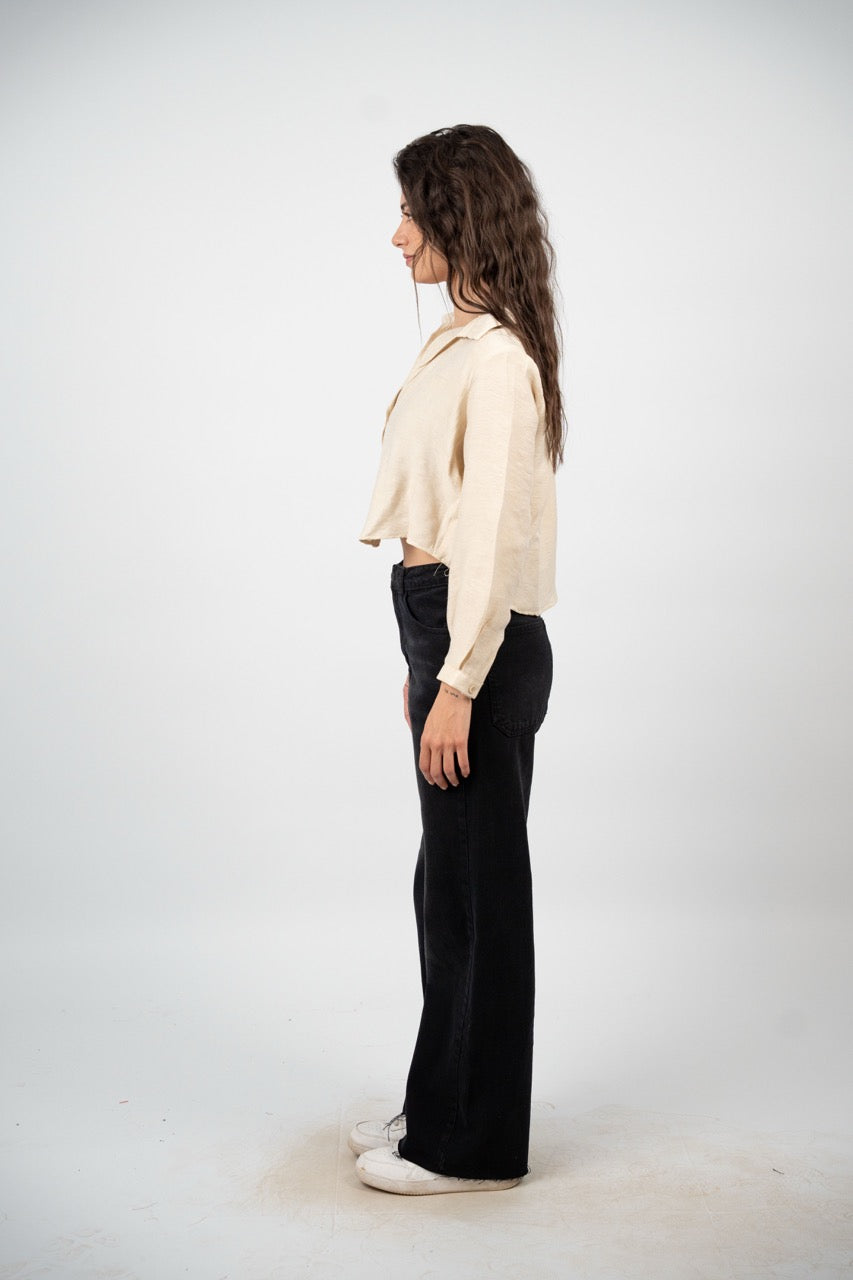 CROPPED BUTTON-DOWN SATIN BLOUSE