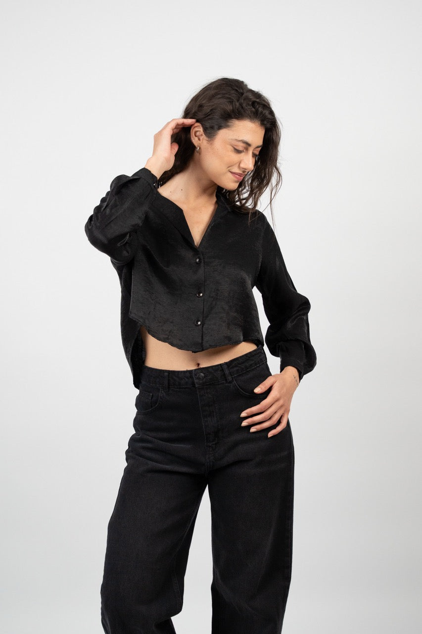 CROPPED BUTTON-DOWN SATIN BLOUSE