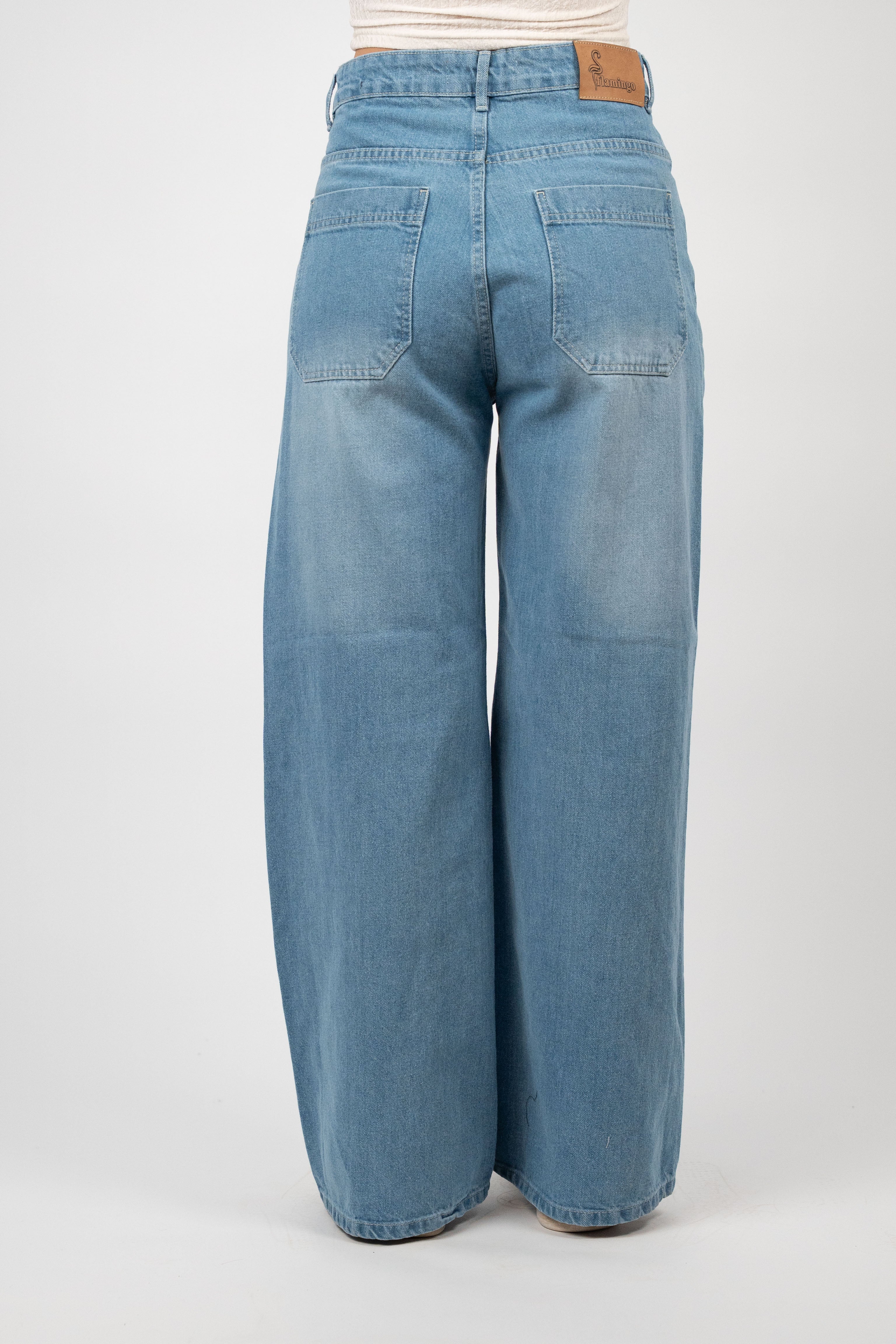 LONG WIDE LEG DENIM – MEDIUM LIGHT WASH