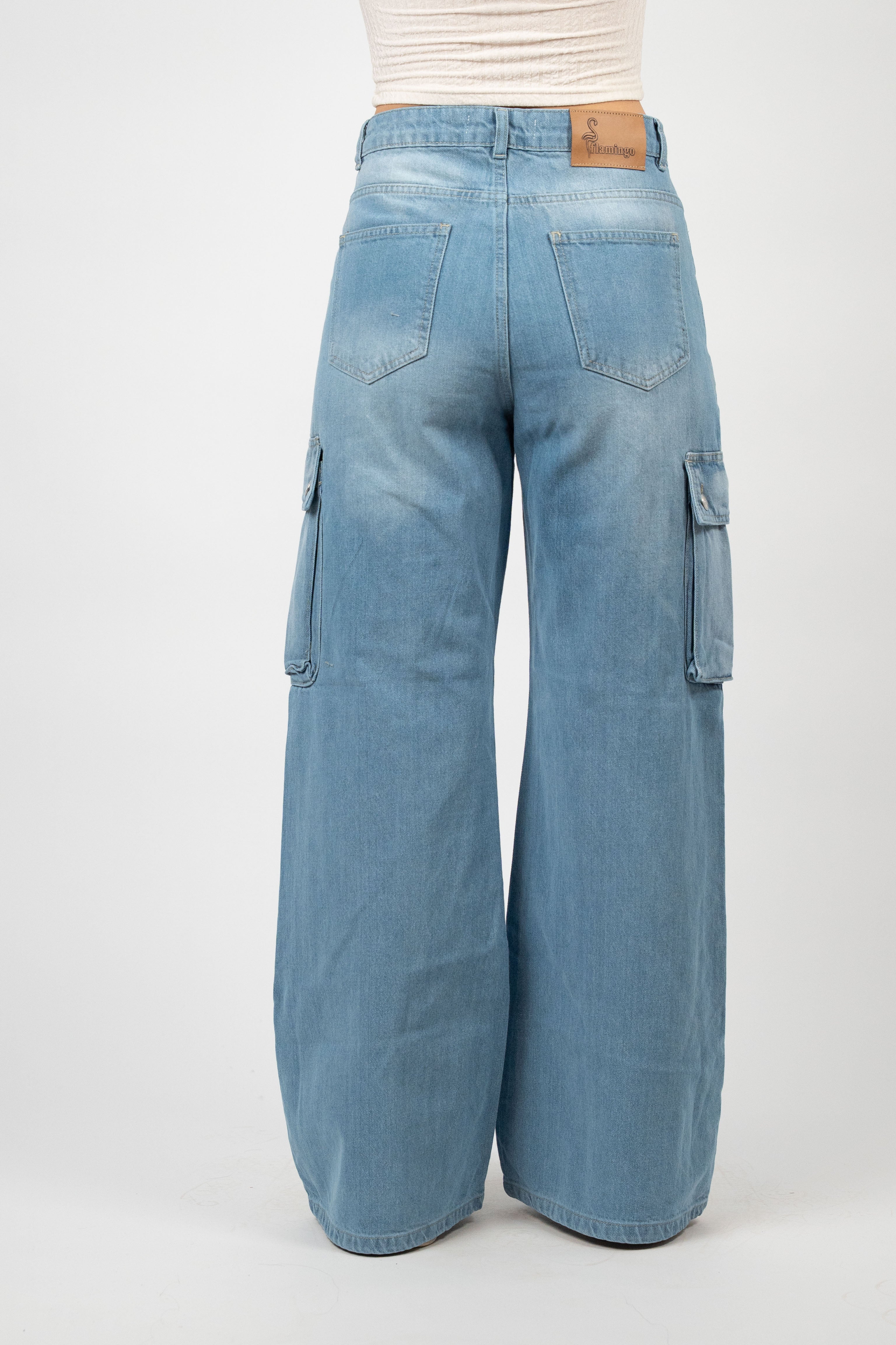 WIDE LEG CARGO DENIM – LIGHT WASH
