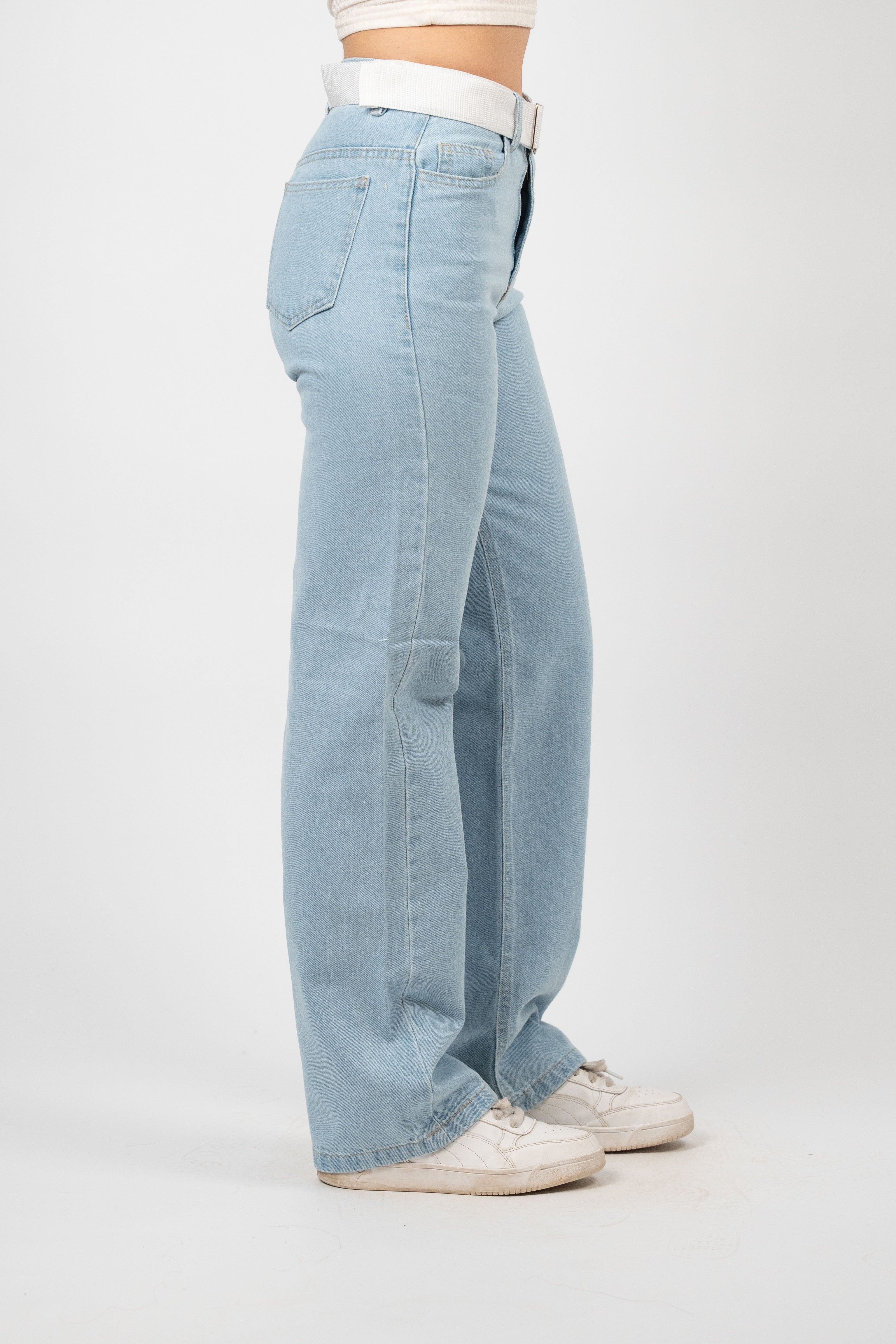BELTED WIDE LEG DENIM – LIGHT WASH
