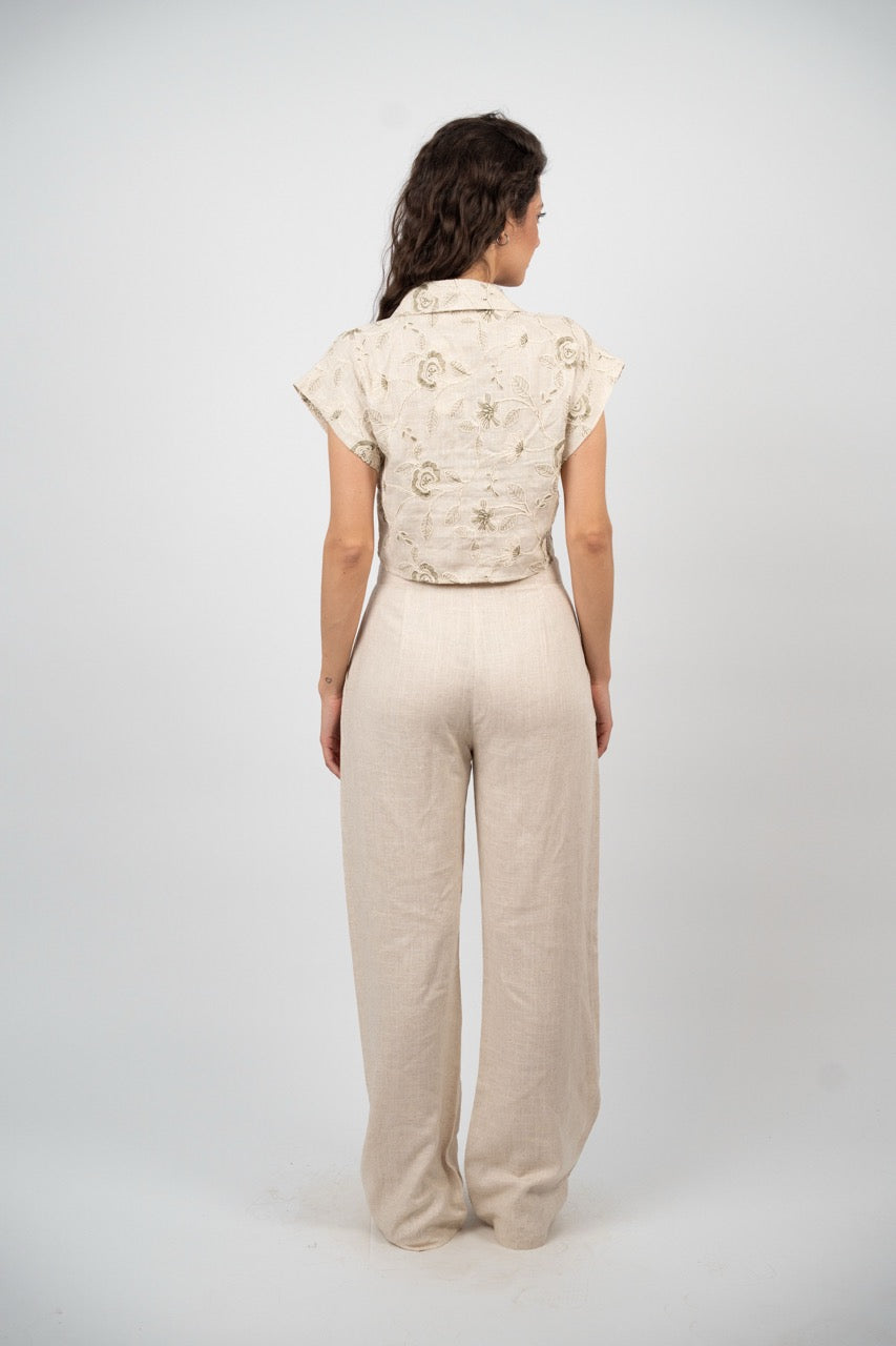 EMBROIDERED LINEN SET