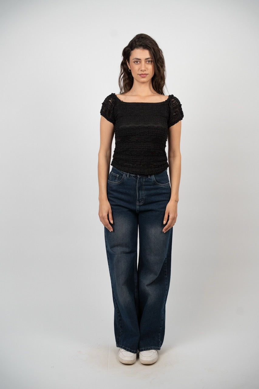 LACE SLEEVE SMOCKED TOP