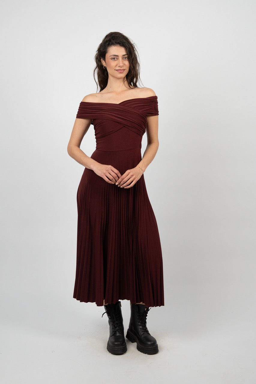 OFF SHOULDER PLEATED MIDI DRESS